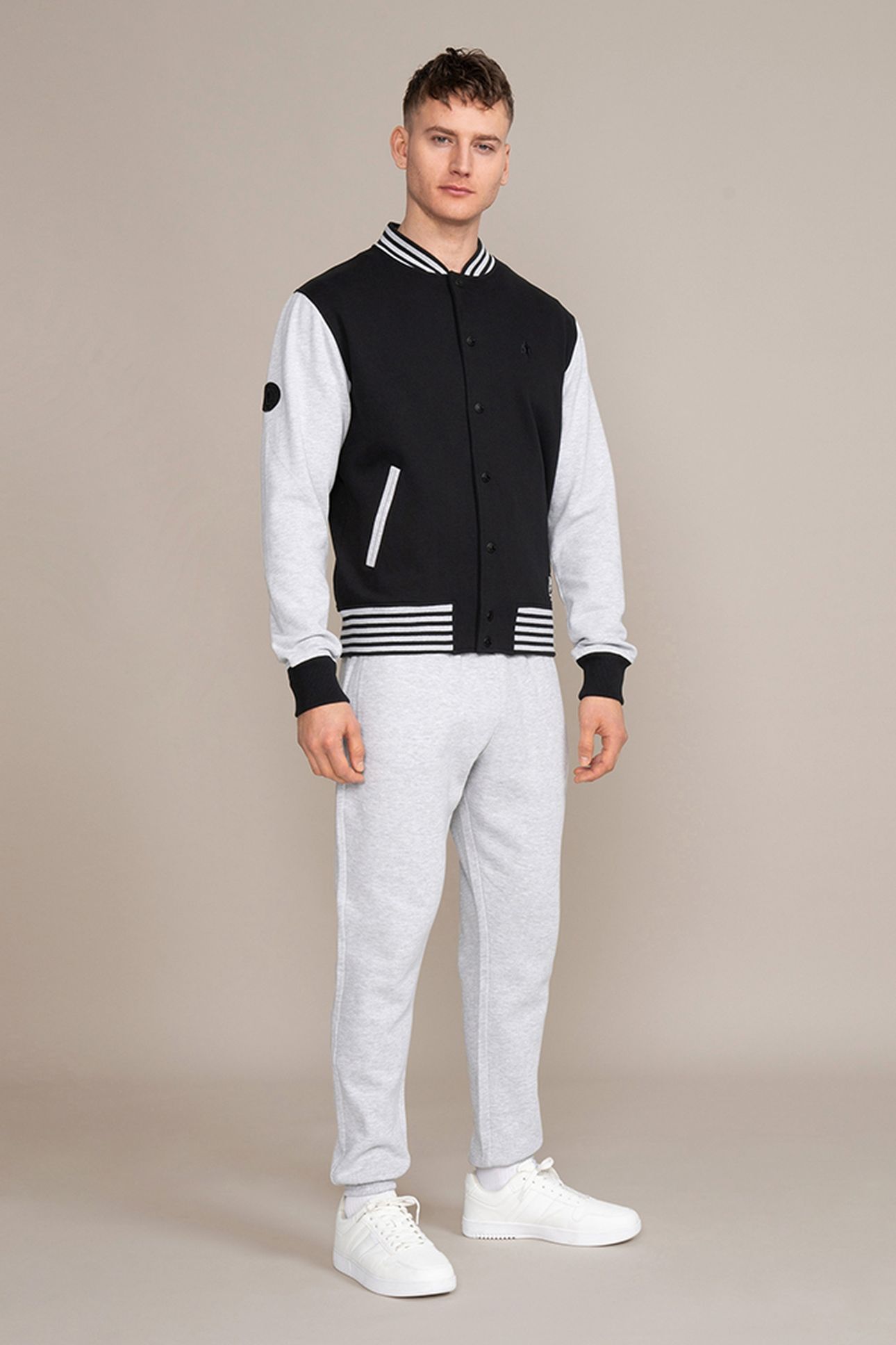 SWEAT JACKET BLACK 1