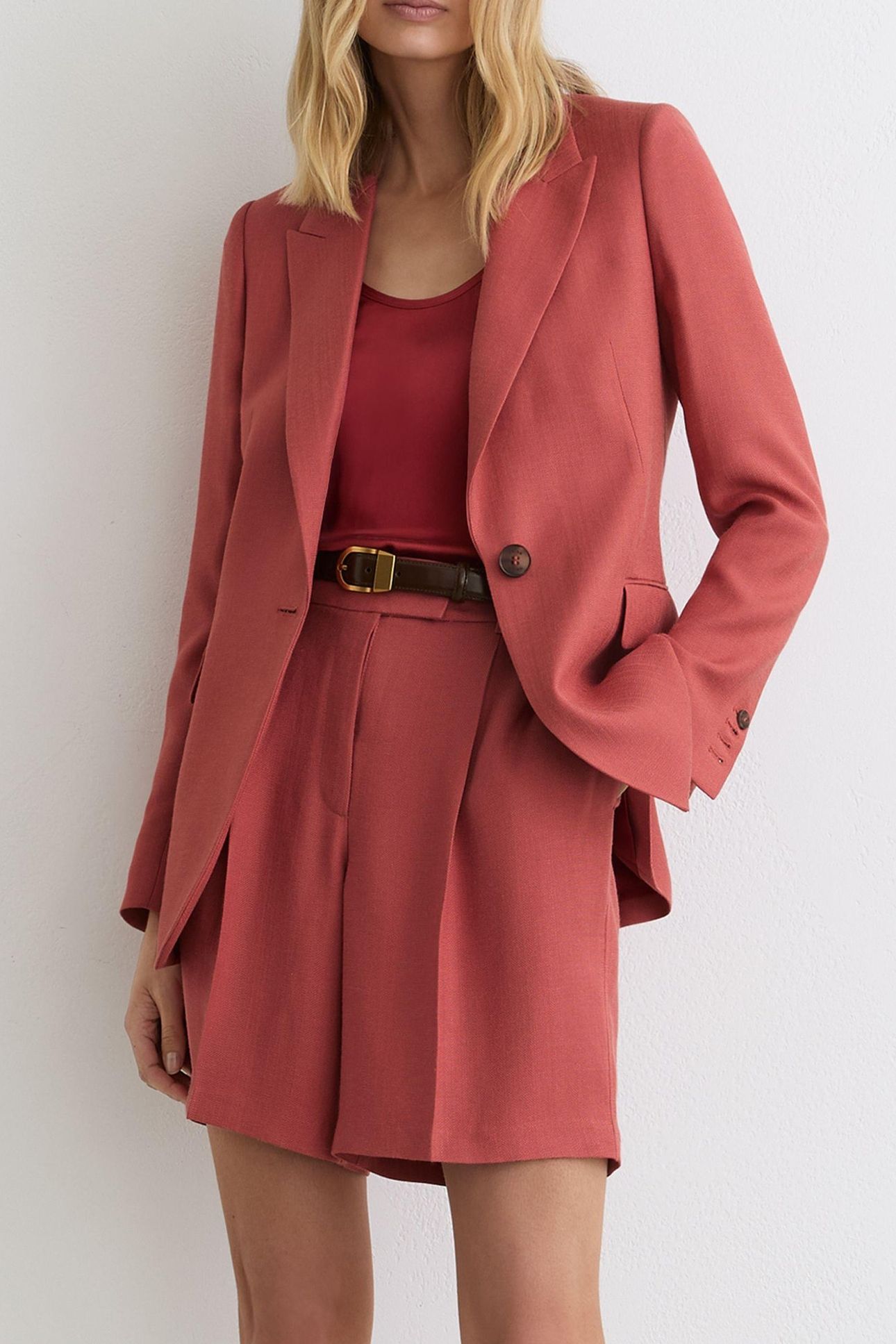 TAILORED BERMUDA SHORT BURNT RED 4
