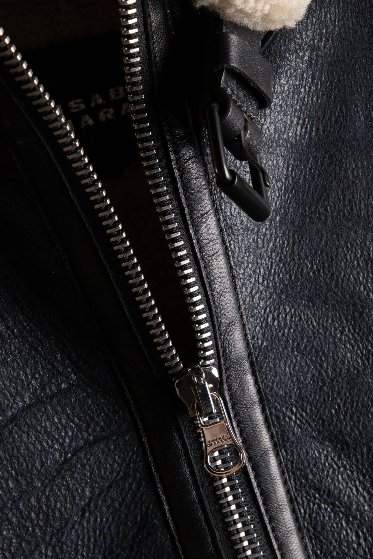 AVIEL VEST FADED BLACK 4