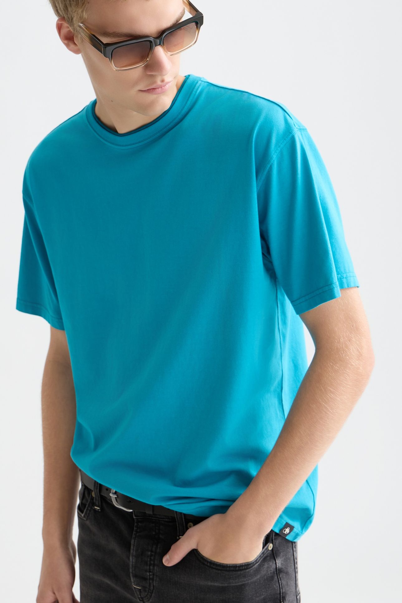 3 CROSSES GARMENTDYED RELAXEDFIT TSHIRT NAVY 6