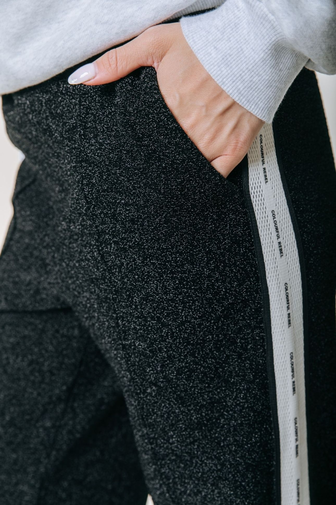 VELLA LUREX SPORT PANTS BLACK 5
