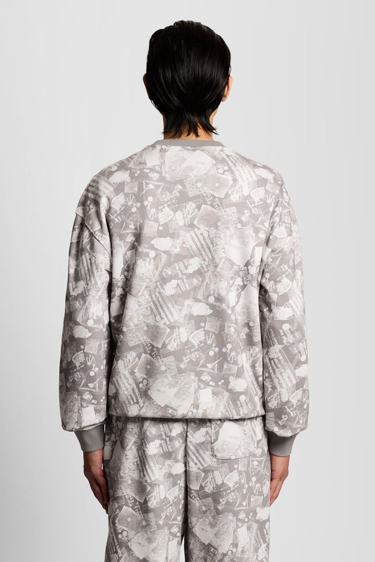 INDUSTRIAL PRINT SWEATSHIRT COLD GREY 2