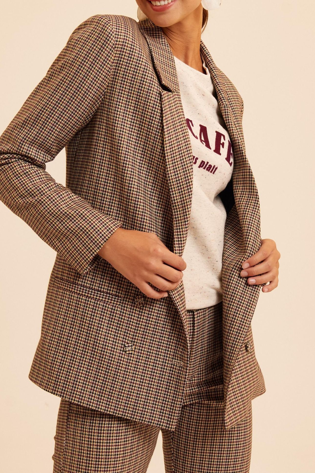 BEIGE HOUNDSTOOTH SUIT JACKET EMMA 5