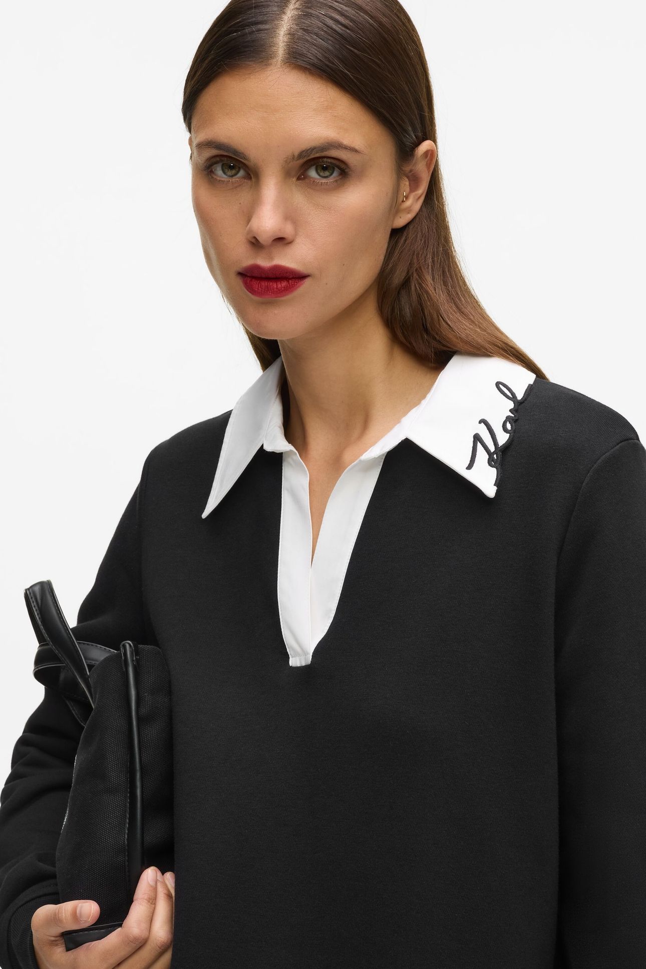 SIGNATURE COLLAR SWEATSHIRT BLACK 6