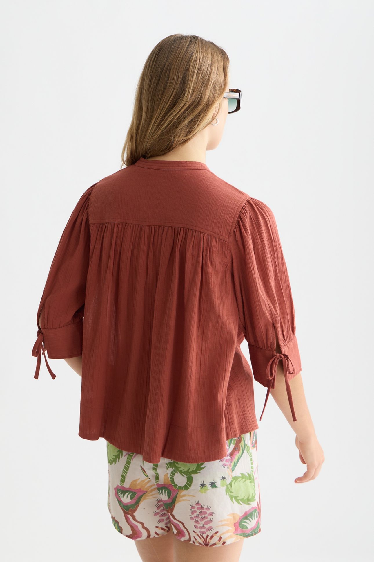 RELAXED BLOUSE WITH GATHERS BURNT HENNA 2