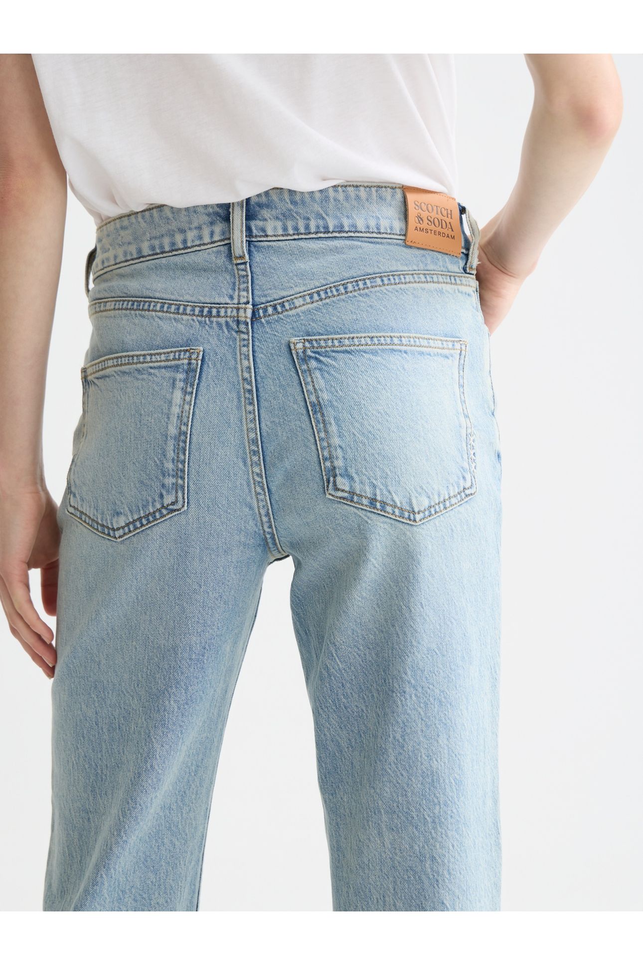 SKY STRAIGHT JEANS SUNBIRD 6