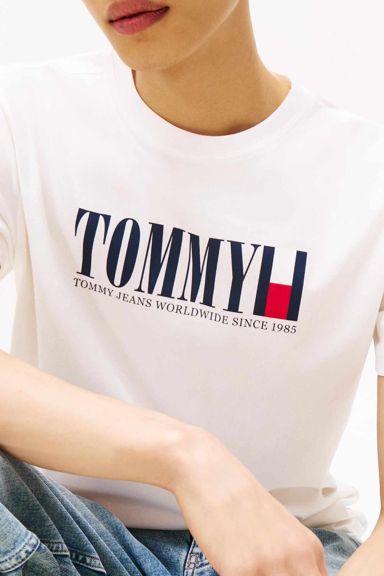 TJM REG TOMMY DNA FLAG ECRU 5