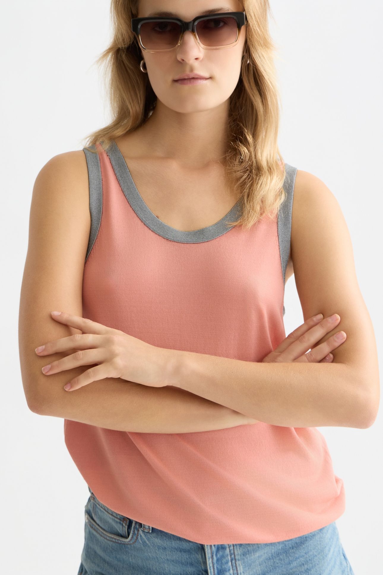 STRIPE TRIM RELAXED KNITTED VEST CANYON CLAY 6