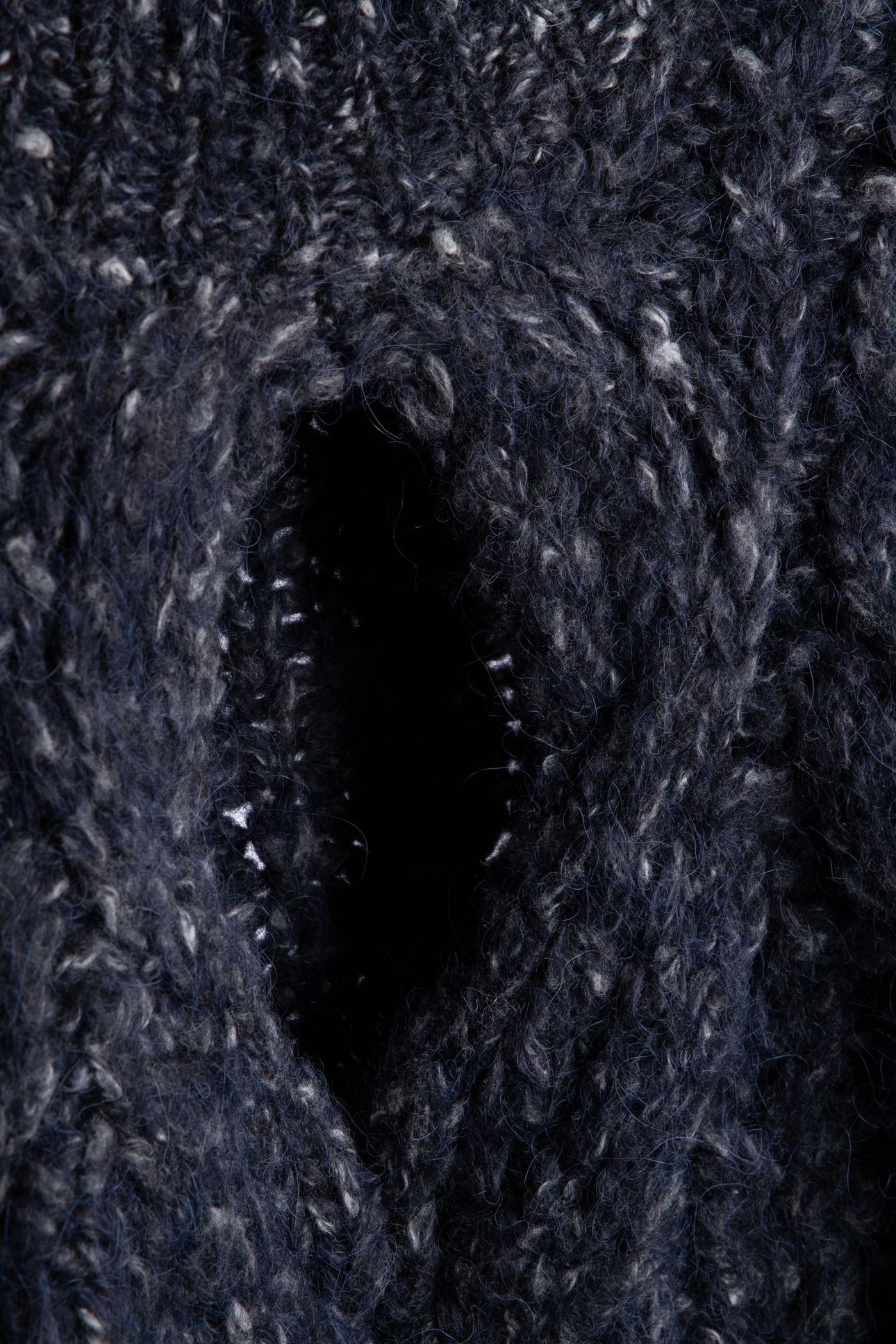 NOELYS SWEATER BLACK MIDNIGHT 4