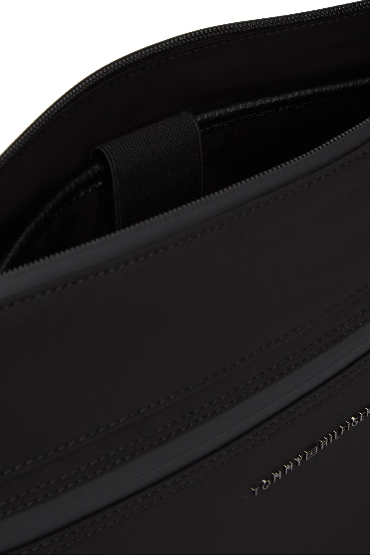 TH TRAVEL CROSSBODY BLACK 5