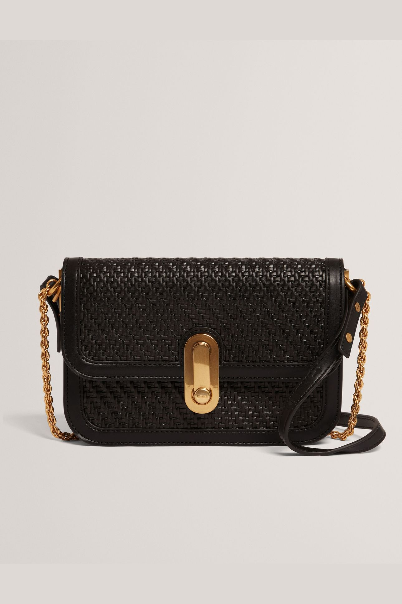 TWIST LOCK DETAIL WOVEN EMBOSSED LEATHER BLACK 1