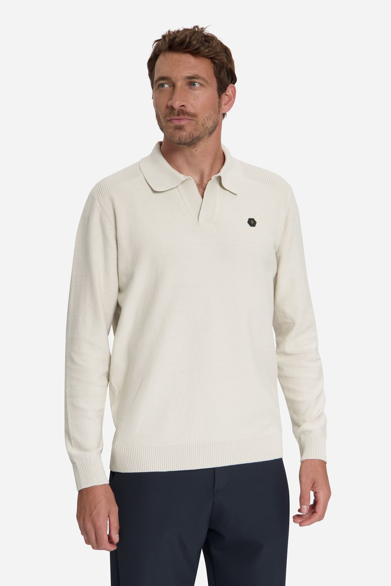 PULLOVER V-COLLAR SHOULDER DETAIL STONE 1