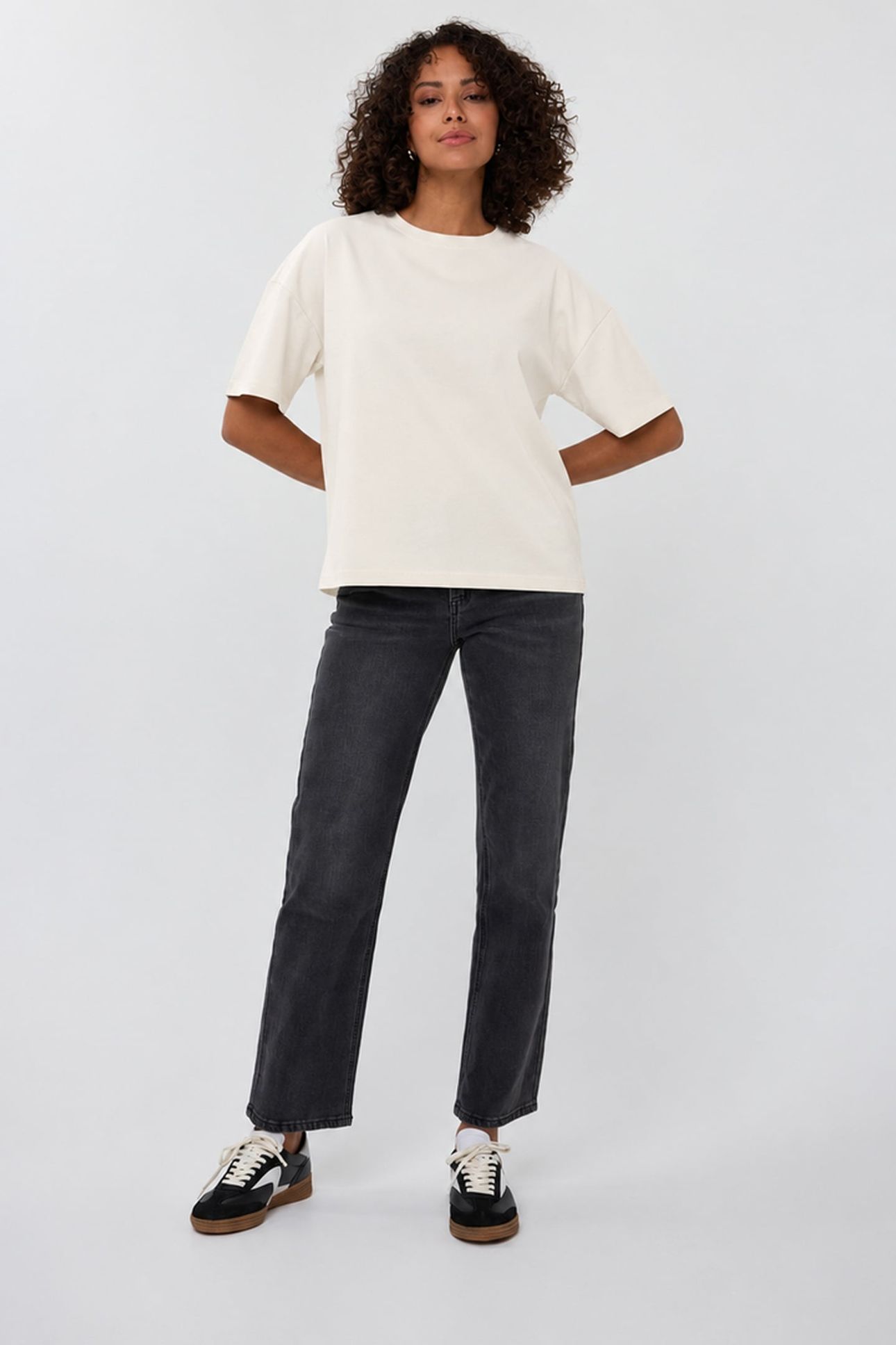 T-SHIRT OVERSIZED BASIC OFF WHITE 2