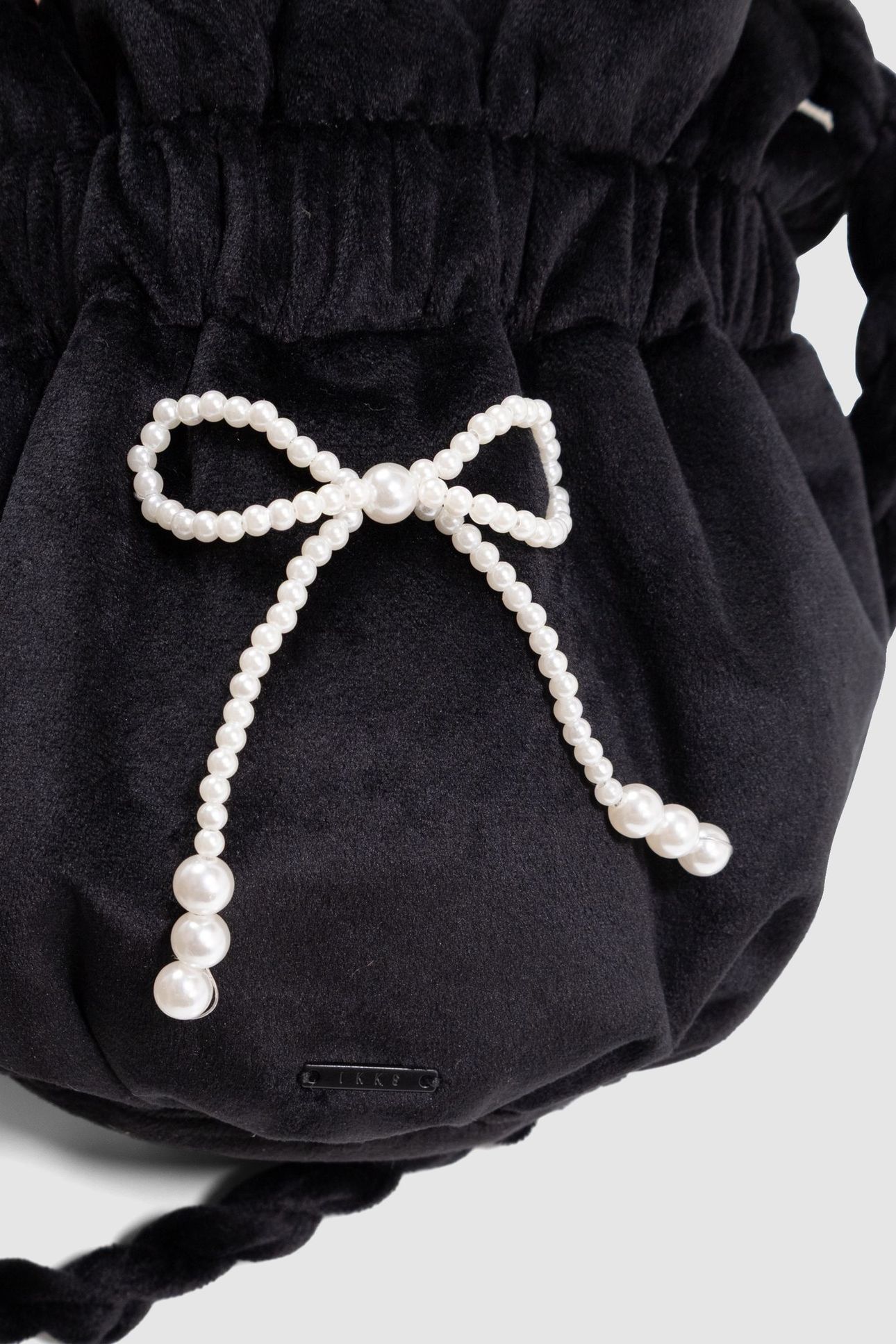 GIRLS’ BLACK PANNE VELVET BUCKET BAG 5