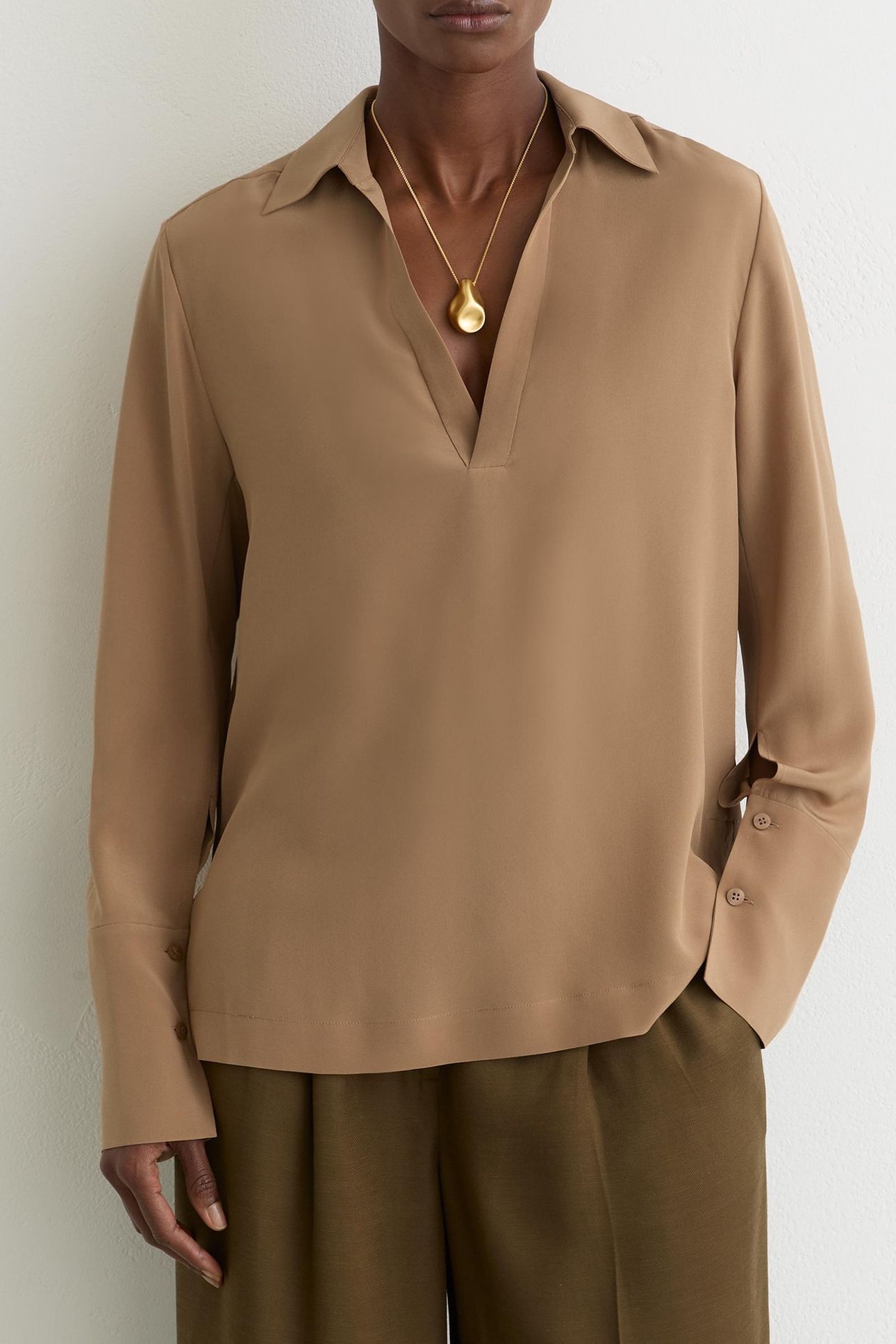 LONGSLEEVE COLLARED MATT SILK BLOUSE CAMEL 1