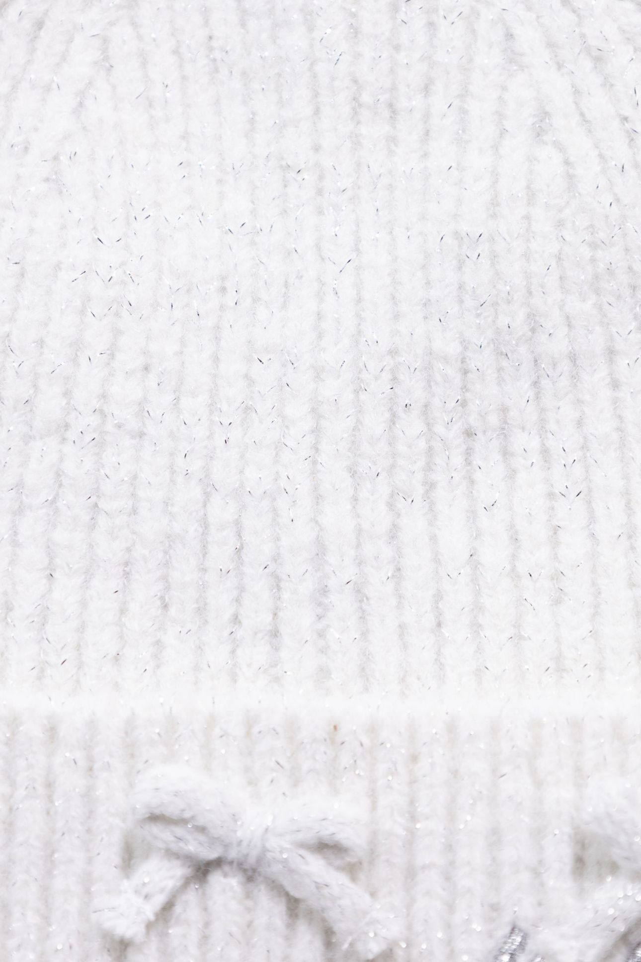 GIRLS’ WHITE GLITTERY KNIT BEANIE WITH BOW 4