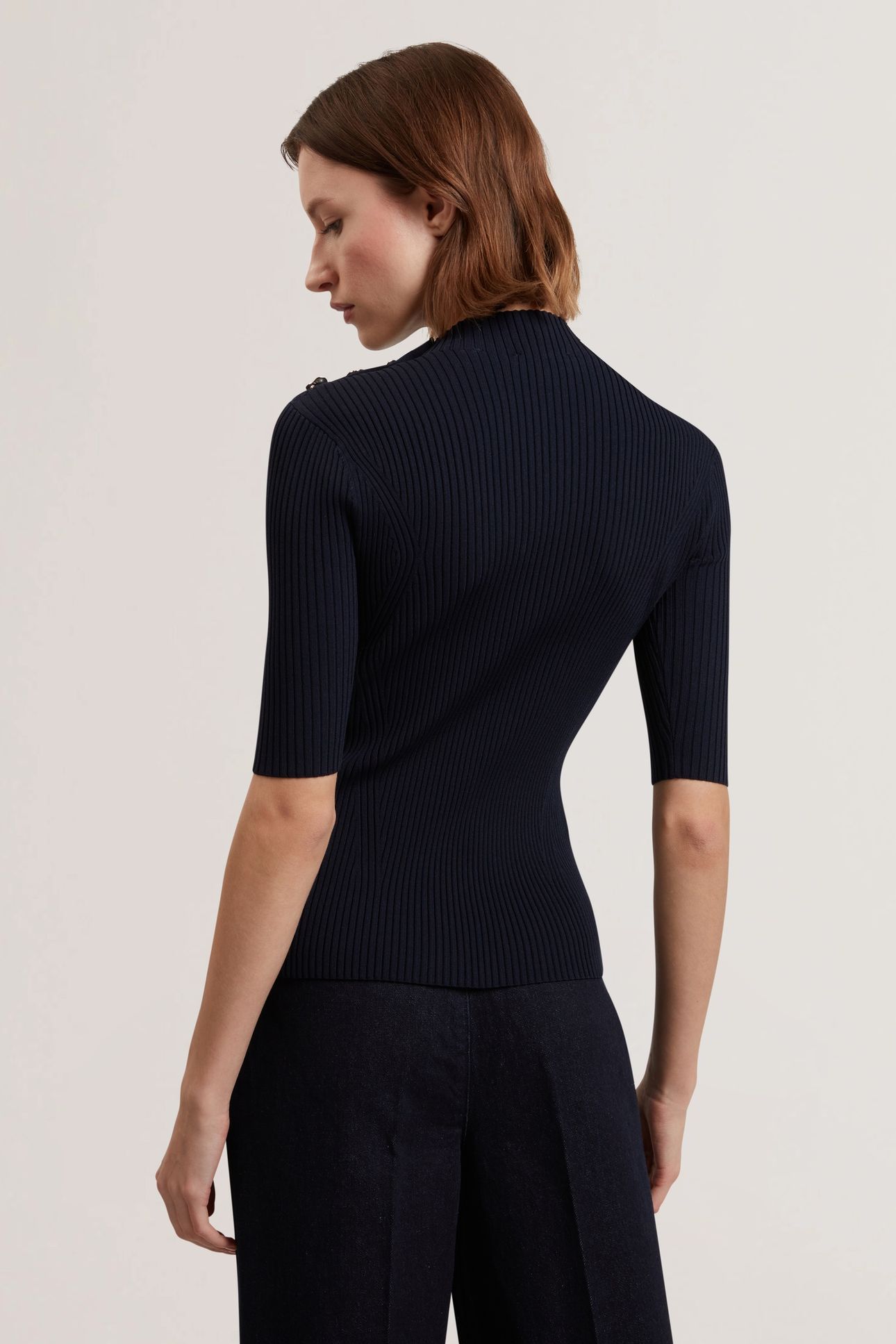 EELIIA ROSE BUTTON DETAIL SHORT SLEEVE NAVY 2