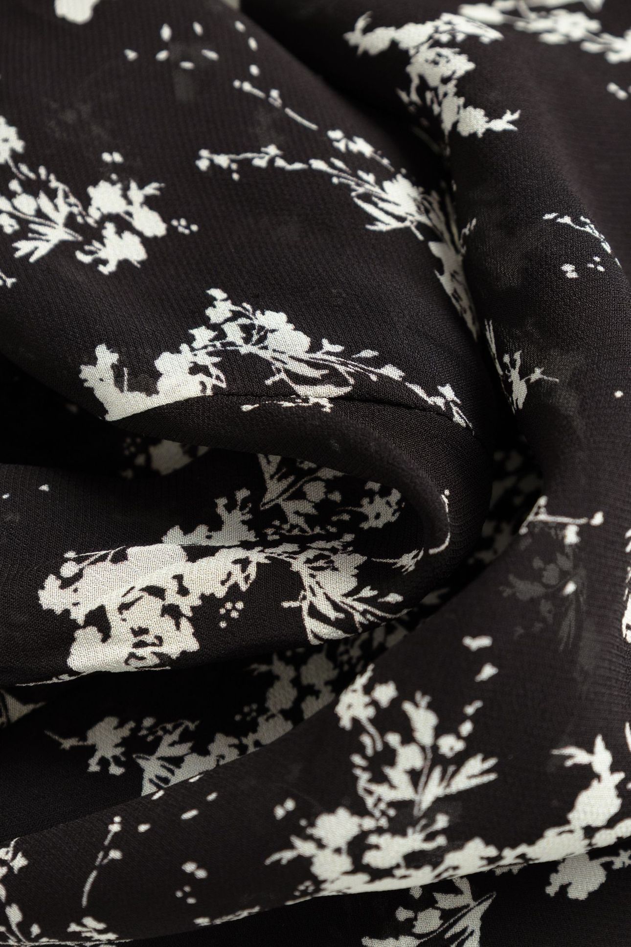 BLACK VOILE SHIRT WITH WILDFLOWER PRINT 6