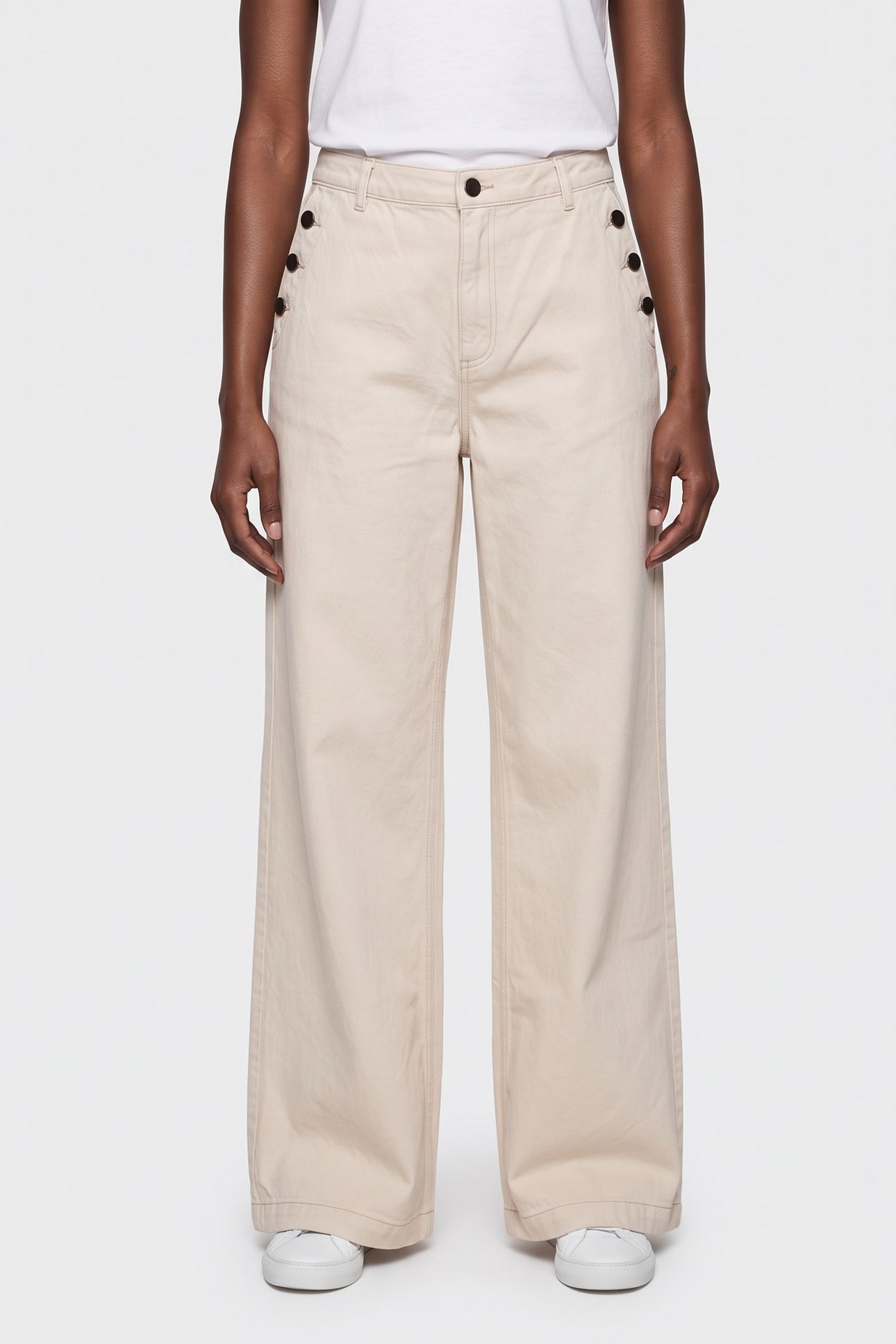 LE HAILEY - IVORY WATERLESS FLARED JEANS 1