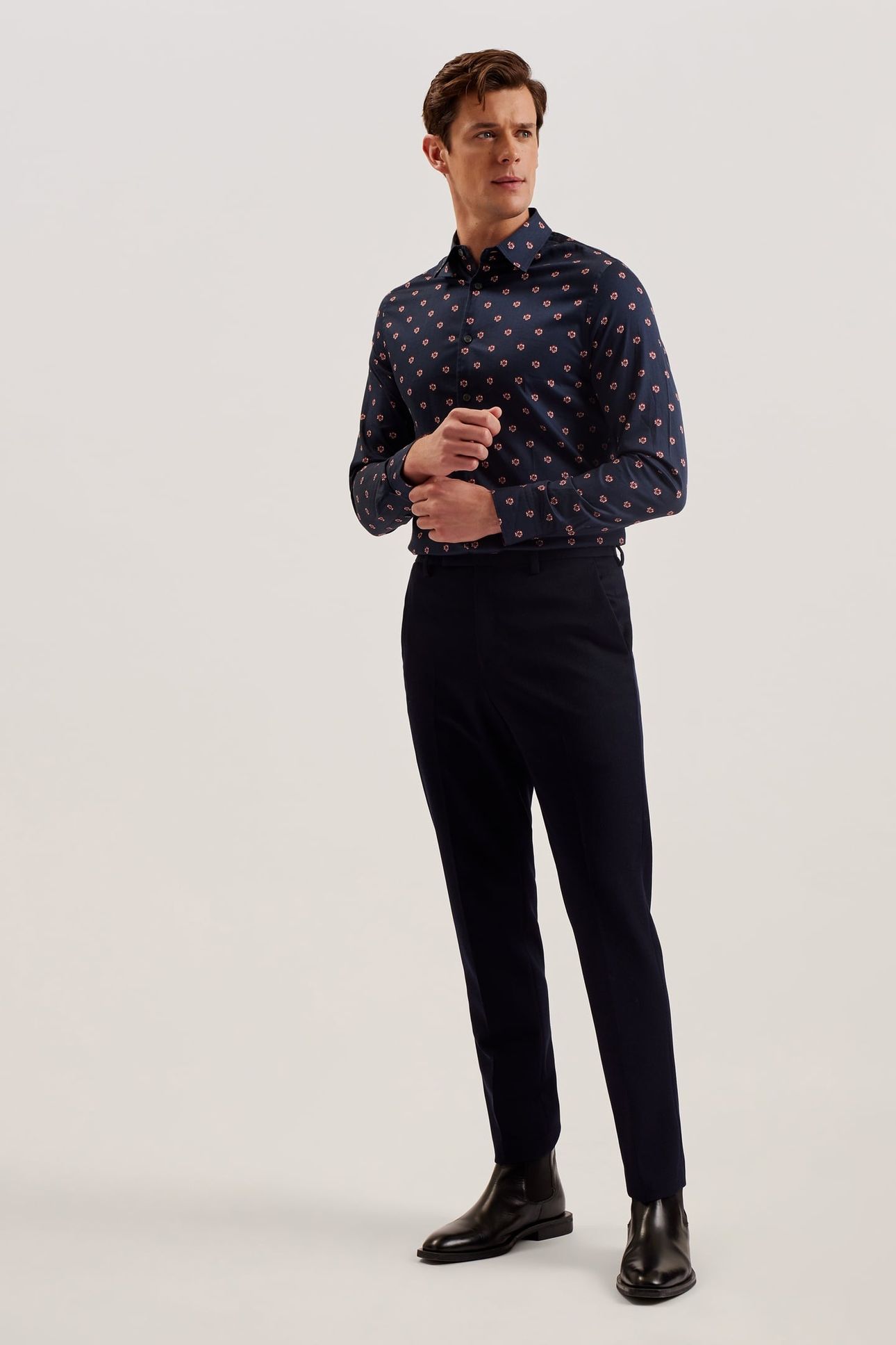 MIKCEAL LS SLIM FLORAL SHIRT NAVY 1