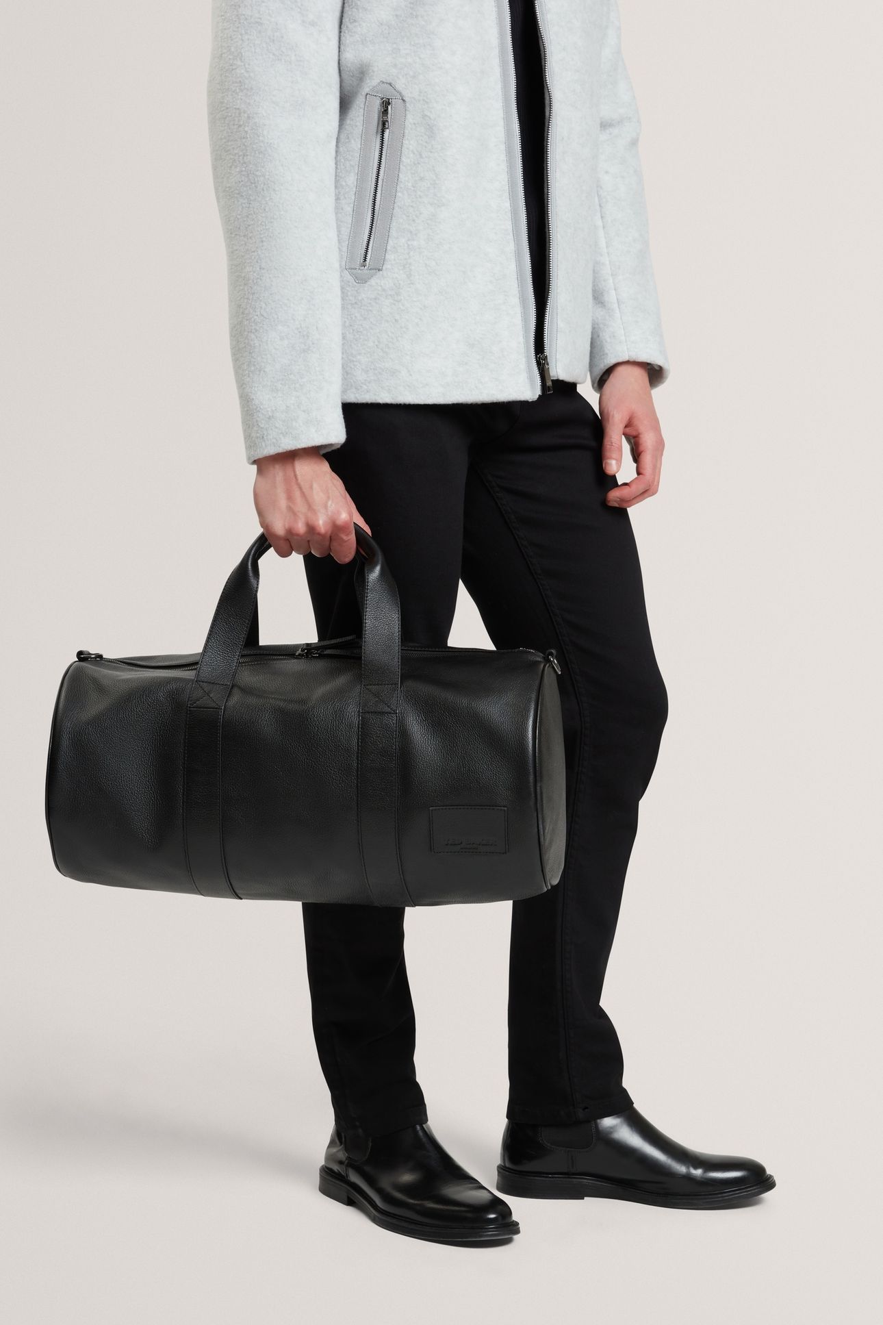 LEATHER DUFFLE BAG BLACK 1