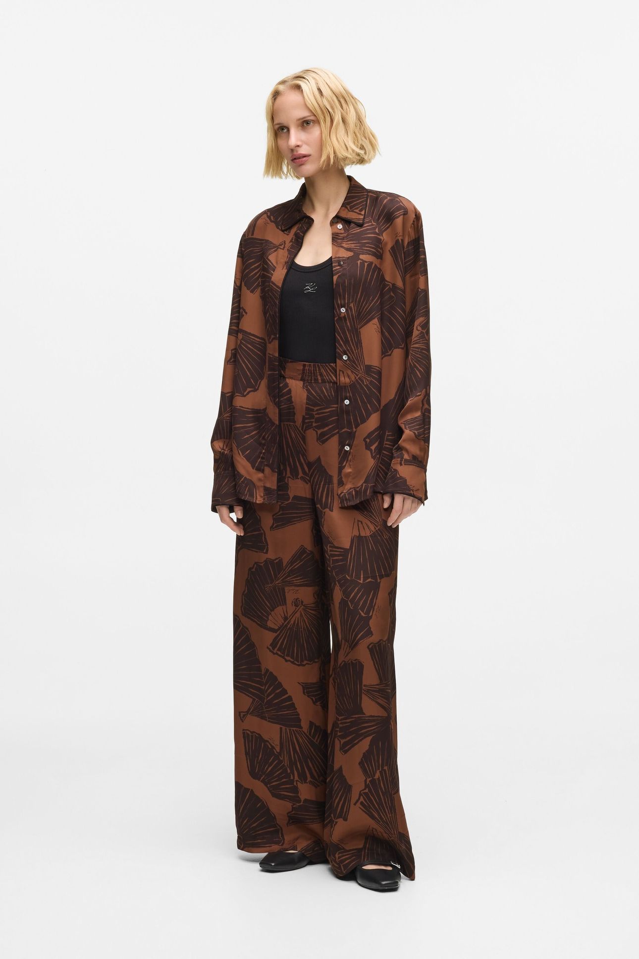 PRINTED FLUID BLOUSE GRAPHIC FAN FRIAR BROWN 3