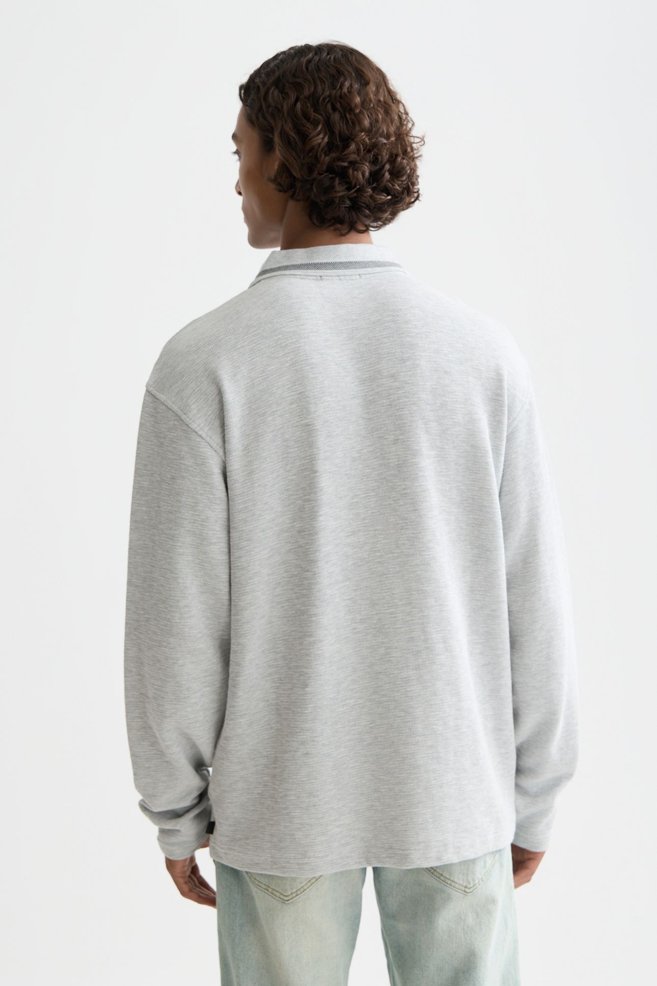 STRUCTURED RELAXED-FIT LONG-SLEEVED POLO LIGHT PASTEL GREY 2