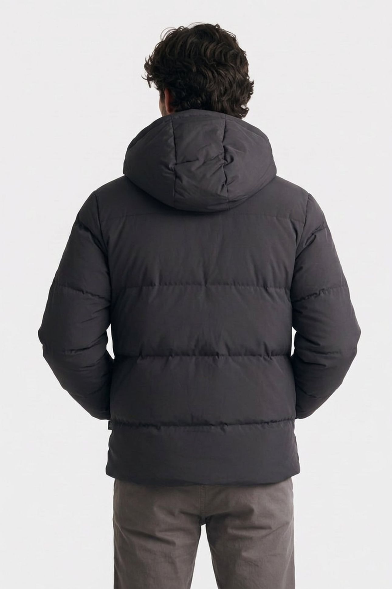OUTERWEAR NEBULA BLACK OYSTER 2