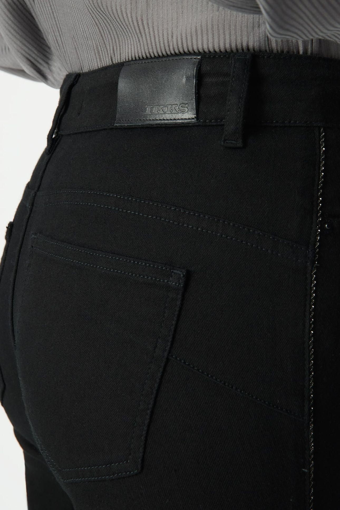 BLACK SLIM JEANS WITH BRAIDED SIDE DETAIL 7