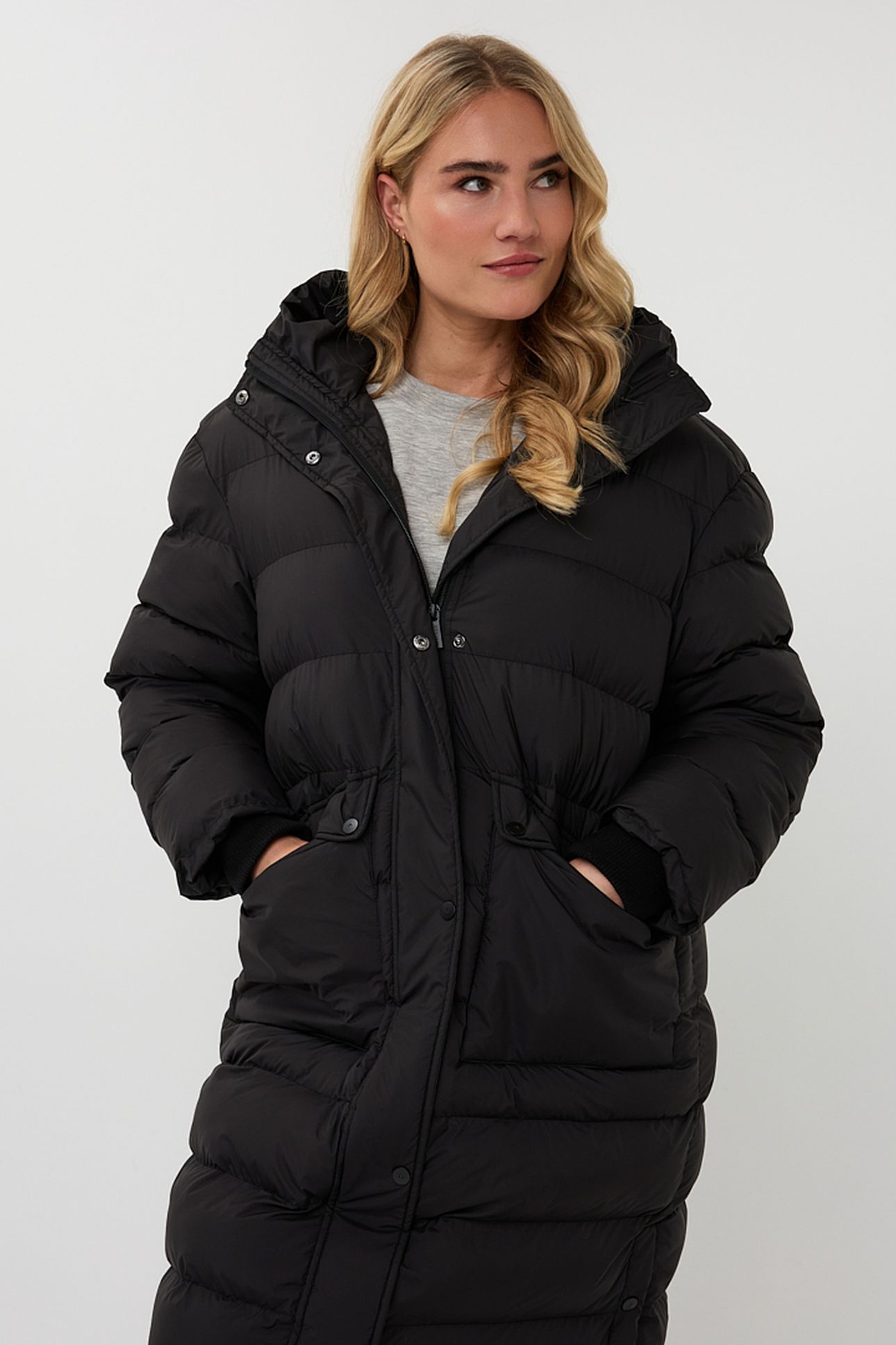 COAT LONG HOODED PUFFER BLACK 3
