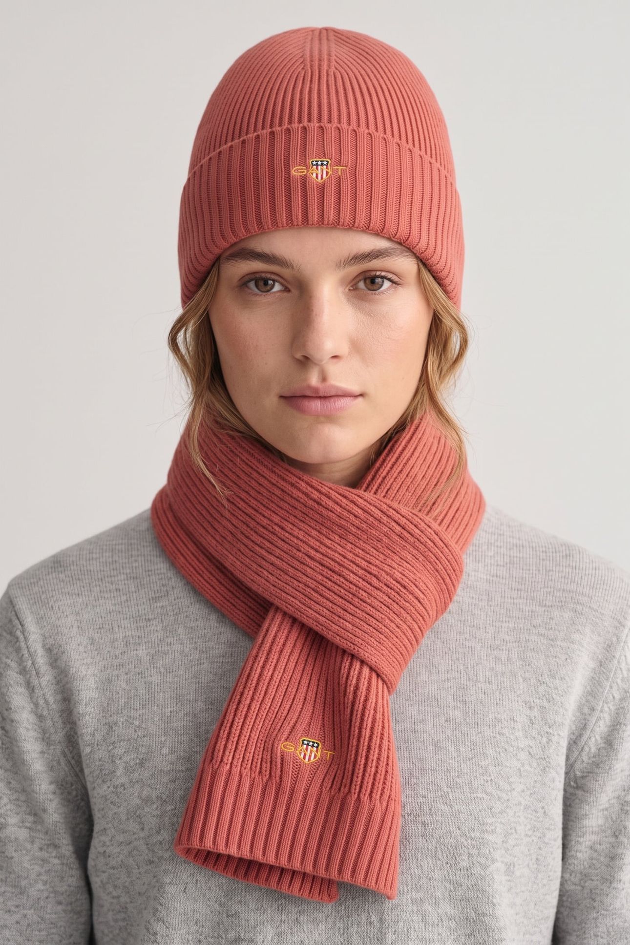 SHIELD BEANIE AND SCARF GIFT SET FADED BRICK 1