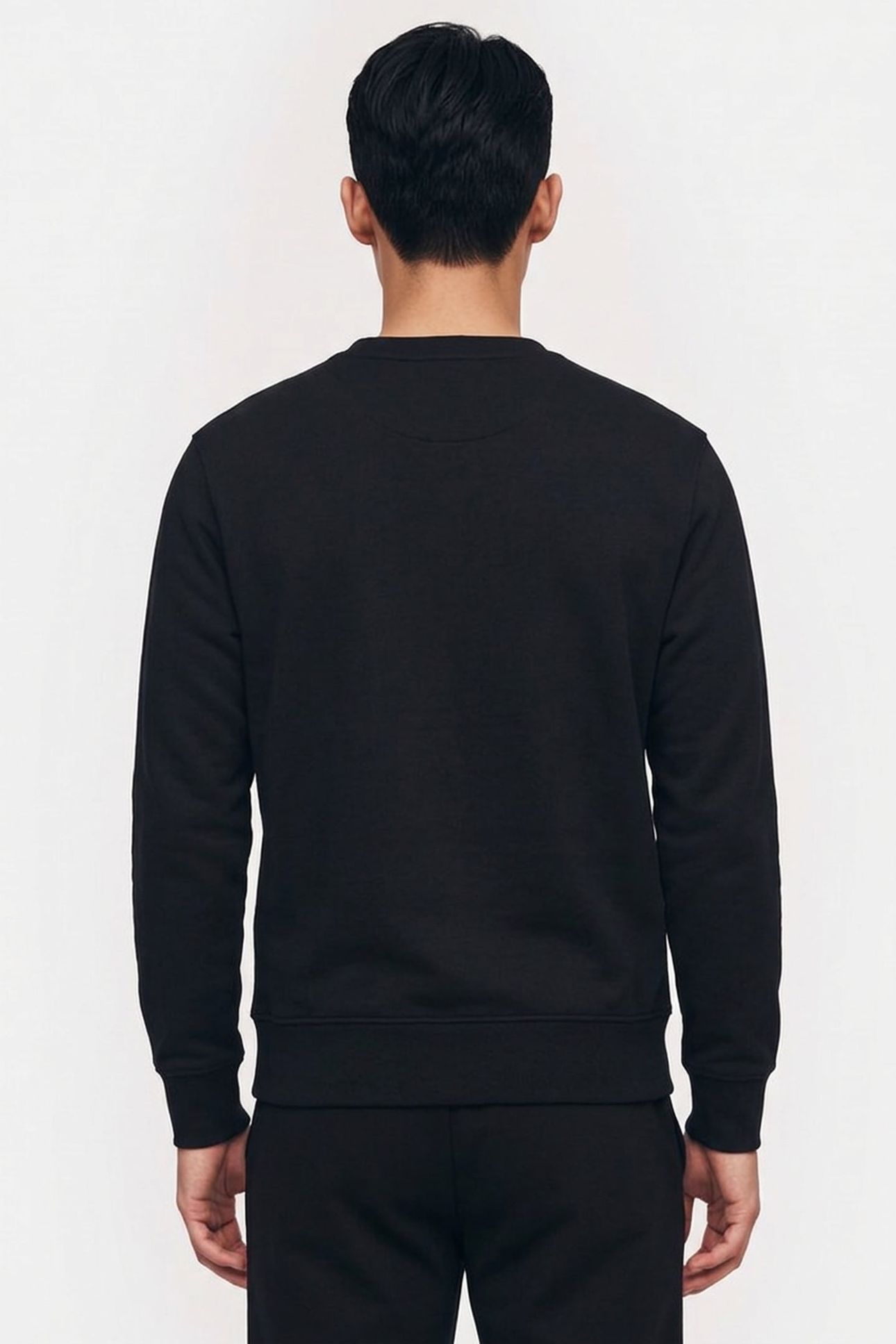 GRAPHIC CREW NECK BLACK 2