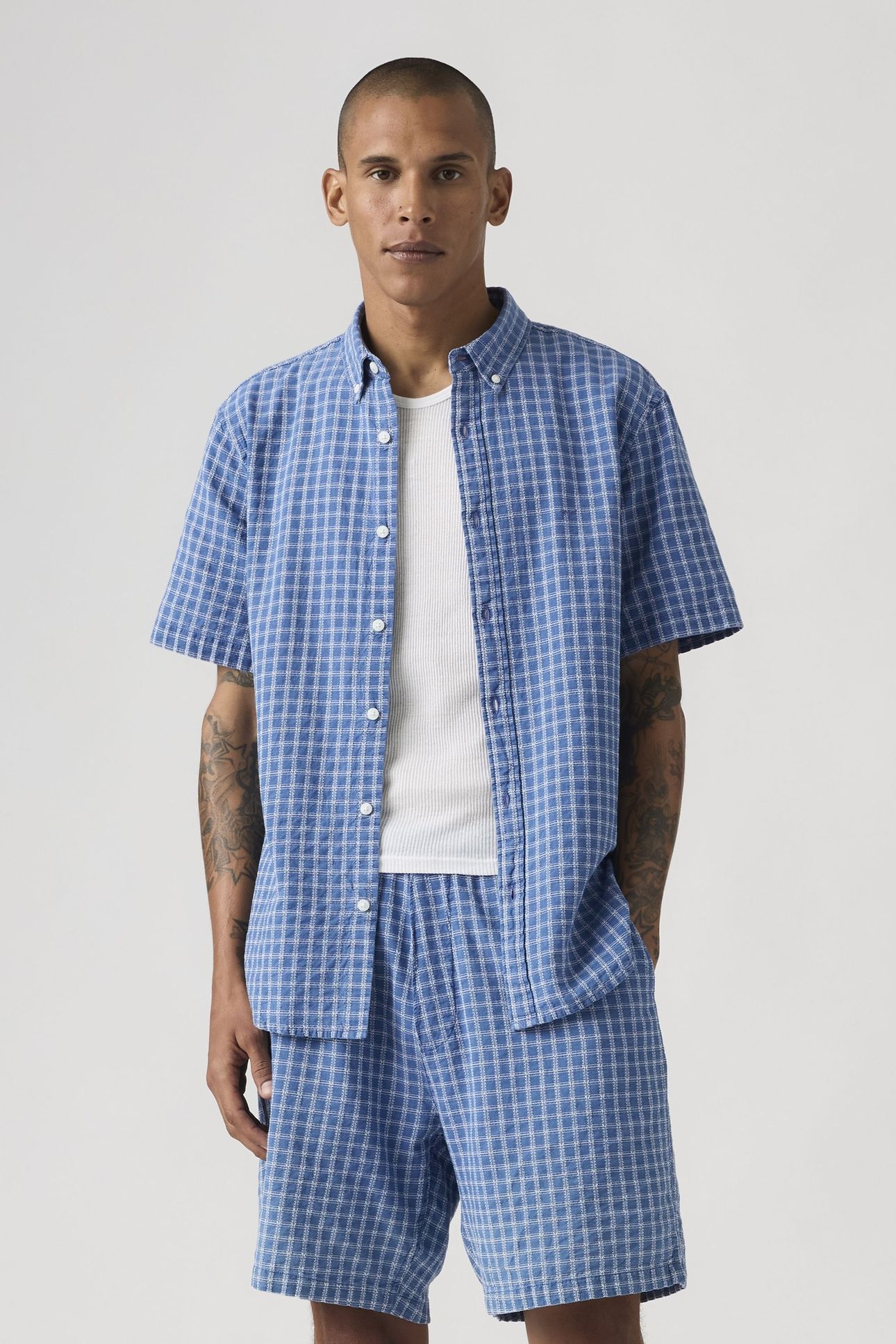SHORT SLEEVE AUTHENTIC BUTTON-DOWN SHIRT 1