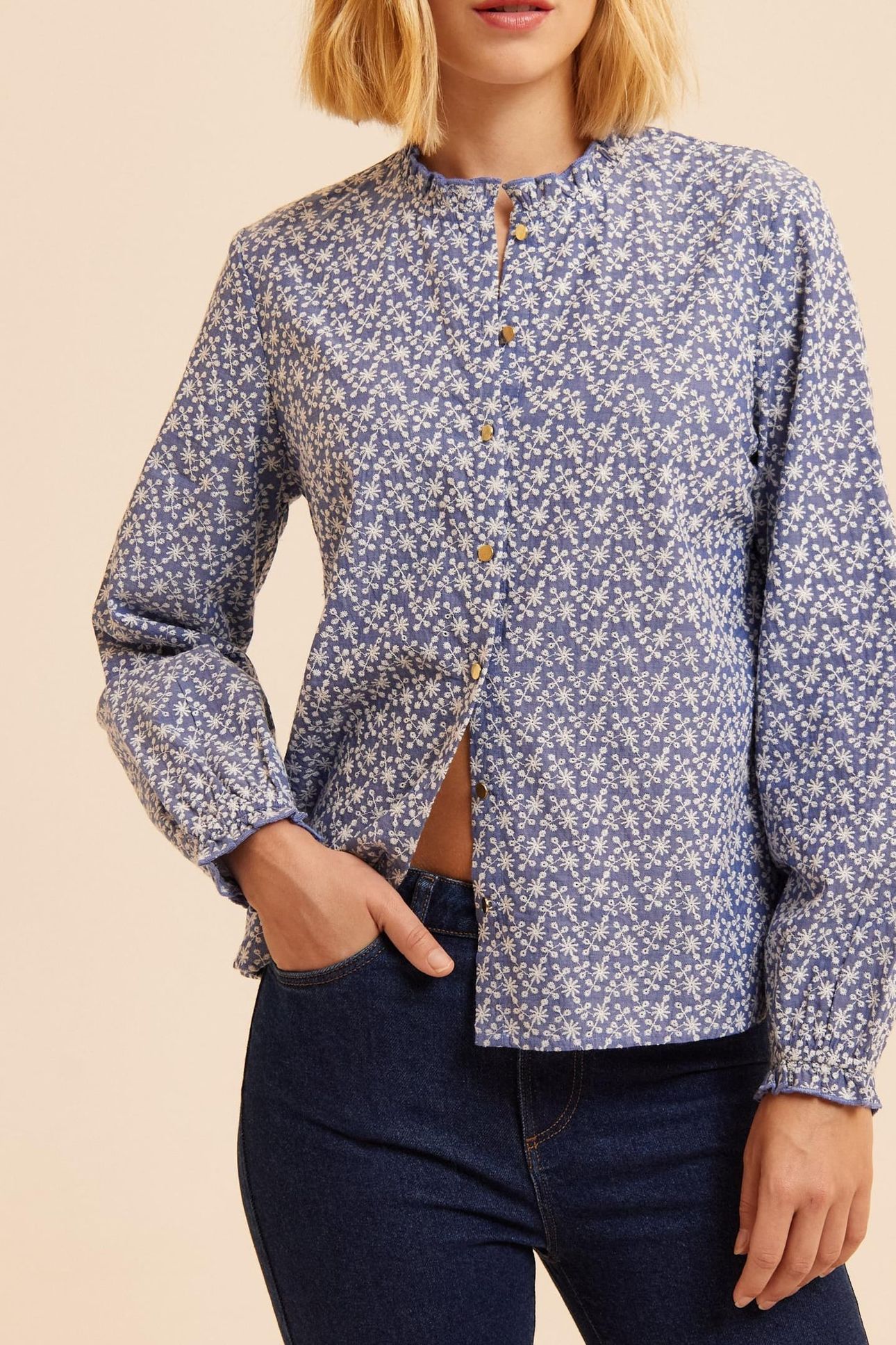 BLUE BLOUSE WITH ECRU EMBROIDERY 4