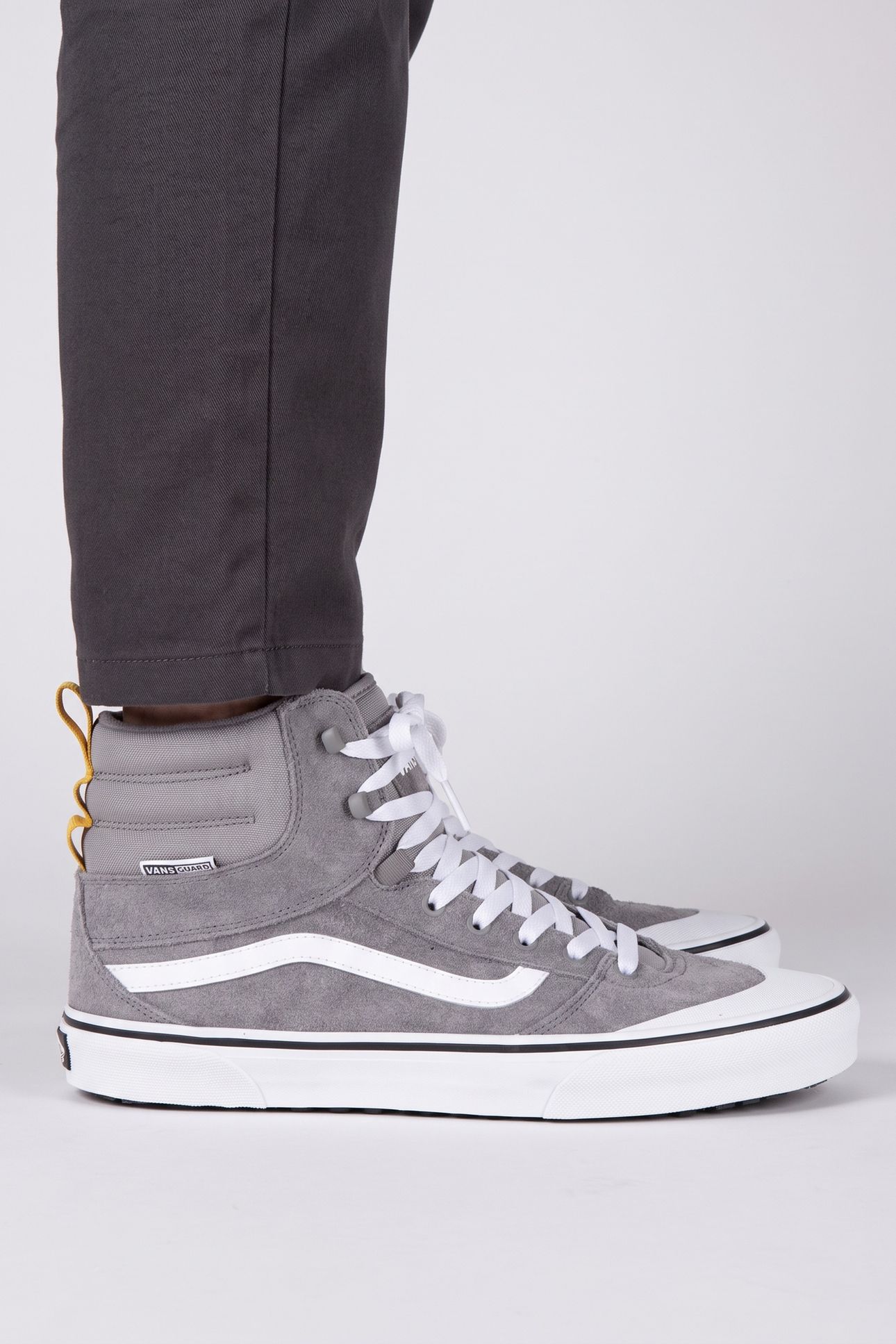 ASHWOOD HI VANSGUARD SUEDE GRAY/WHITE 5