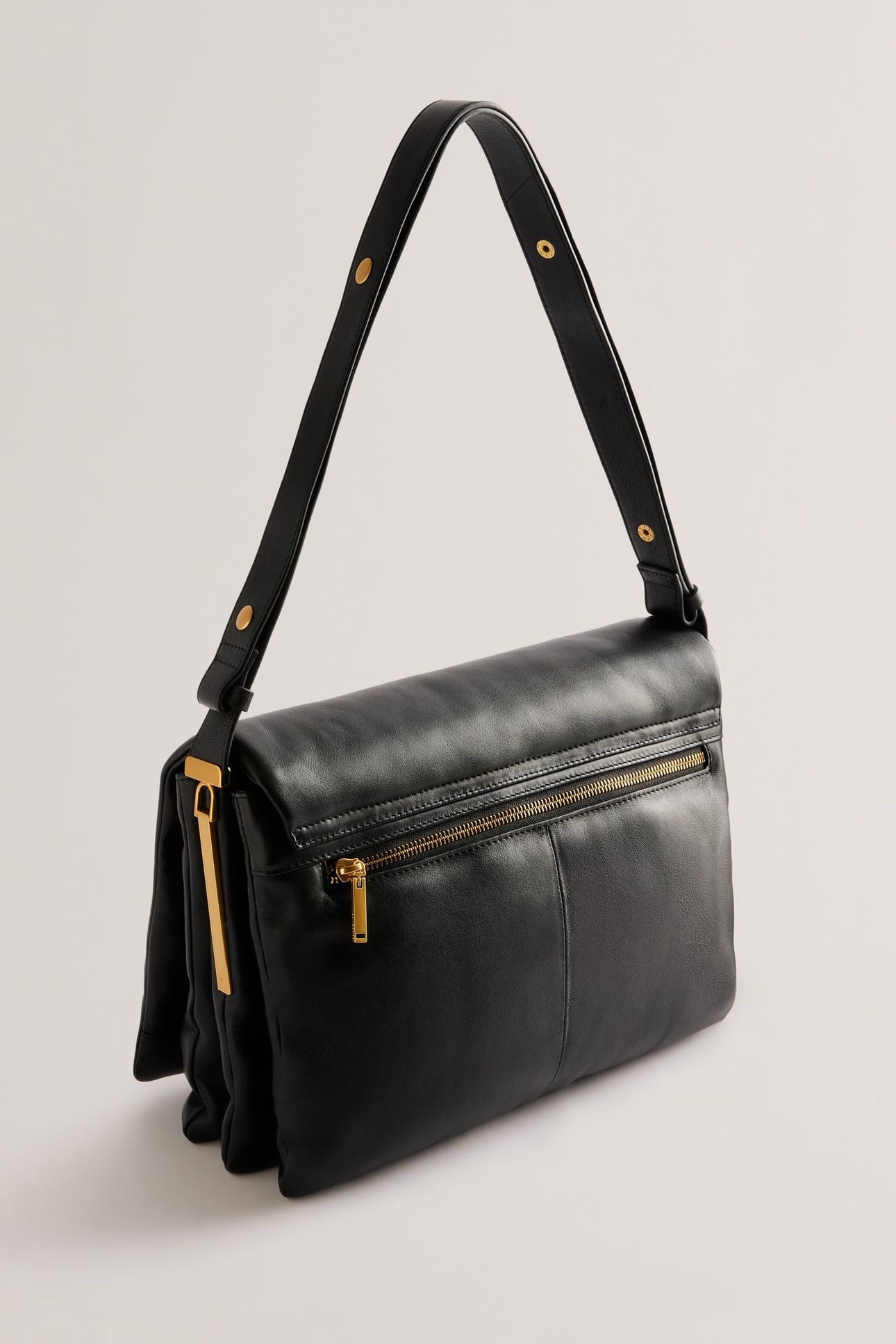 SAMILLA LOCK DETAIL SOFT QUILTED BLACK 2