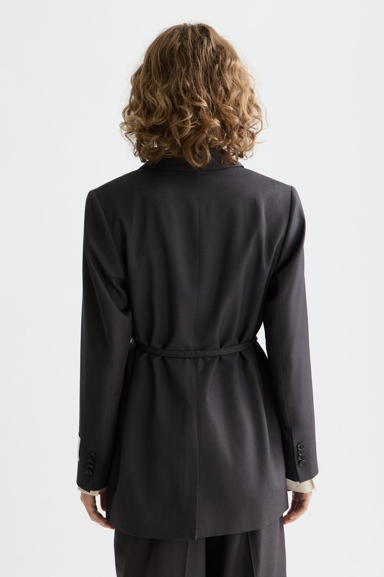 CORE DB TROPICAL WOOL BOYFRIEND BLAZER WITH BELT CHARCOAL ME 2