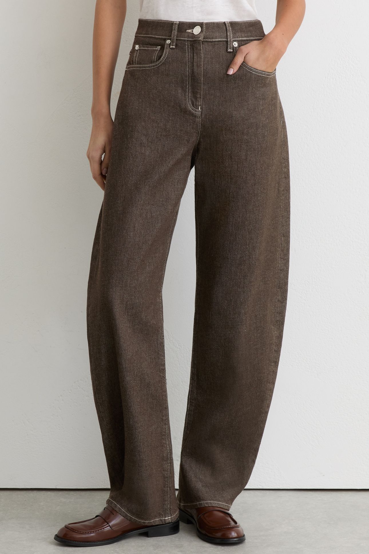 BARREL LEG JEAN BROWN 1