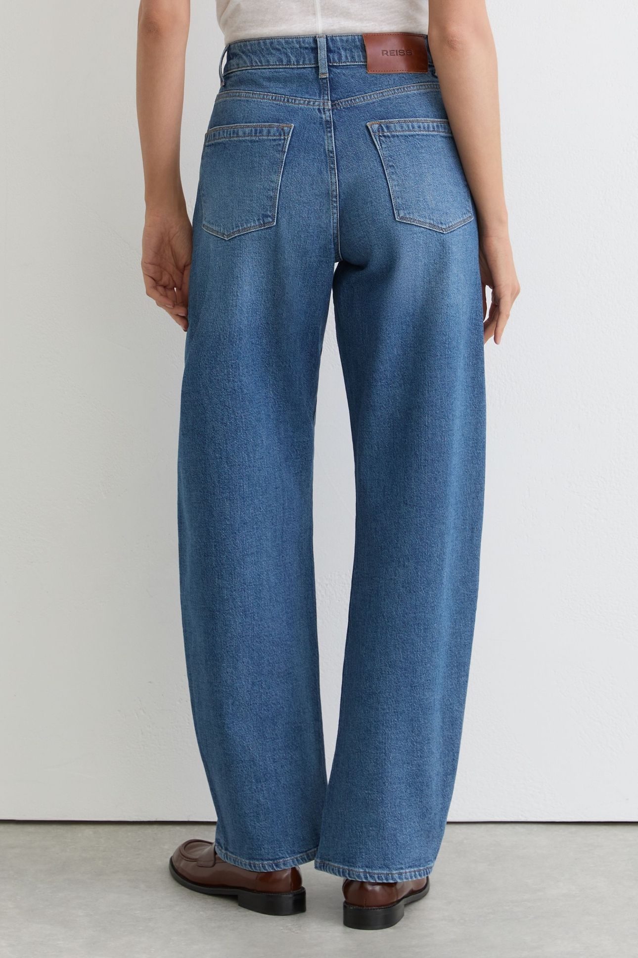 BARREL LEG JEAN MID BLUE 3