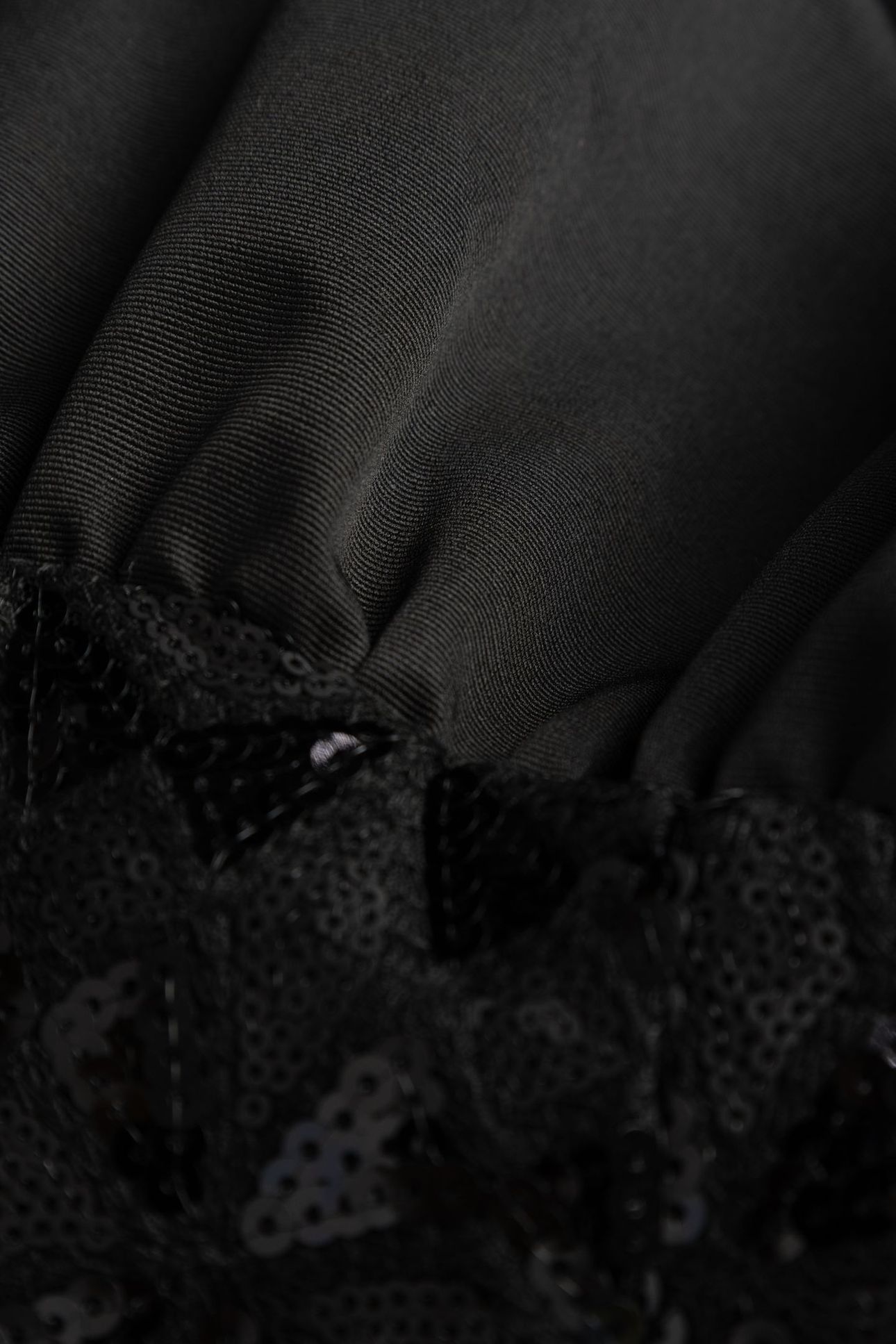 BLACK DRESS WITH GRAPHIC SEQUIN EMBROIDERY 10