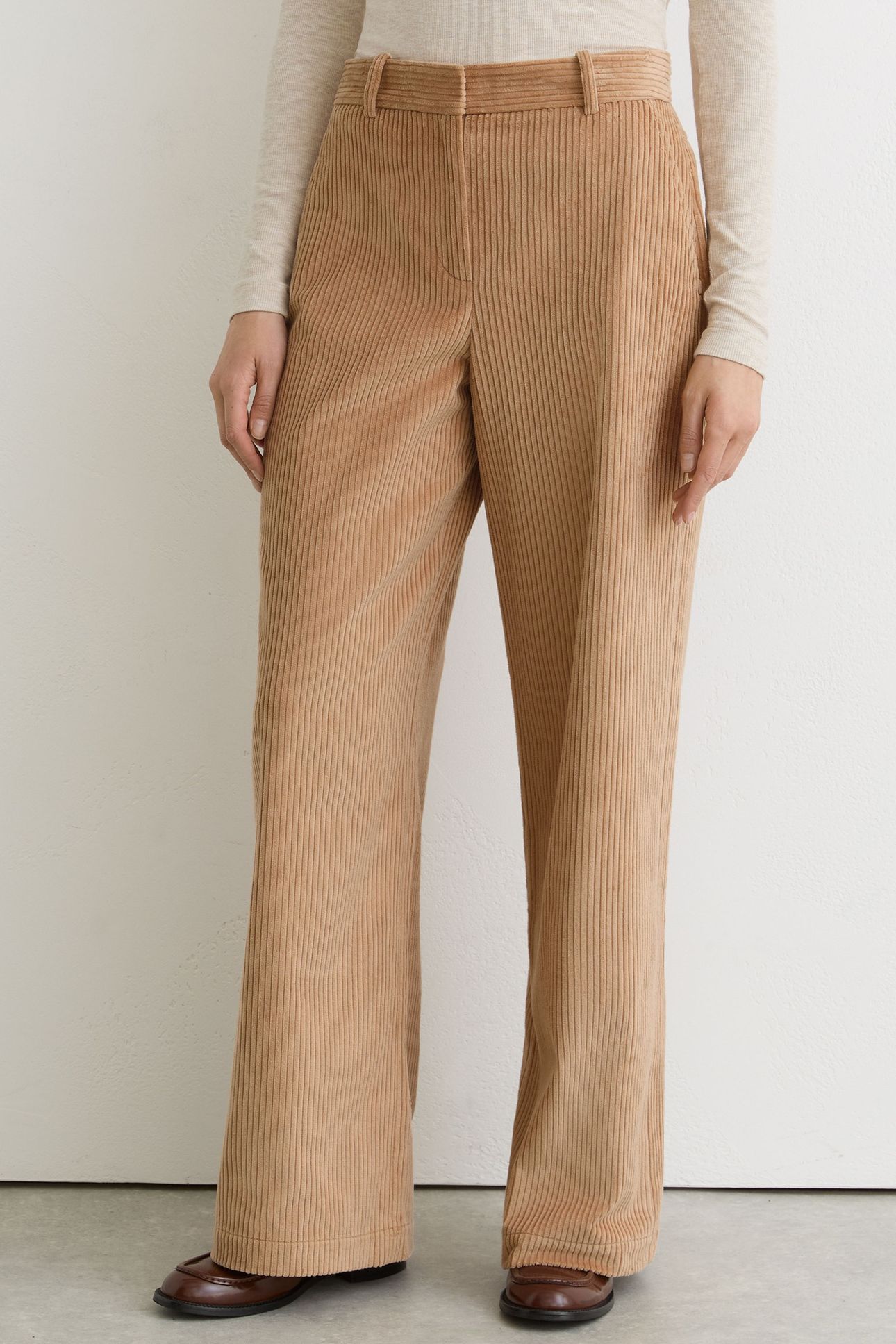 CORD TROUSER CAMEL 2