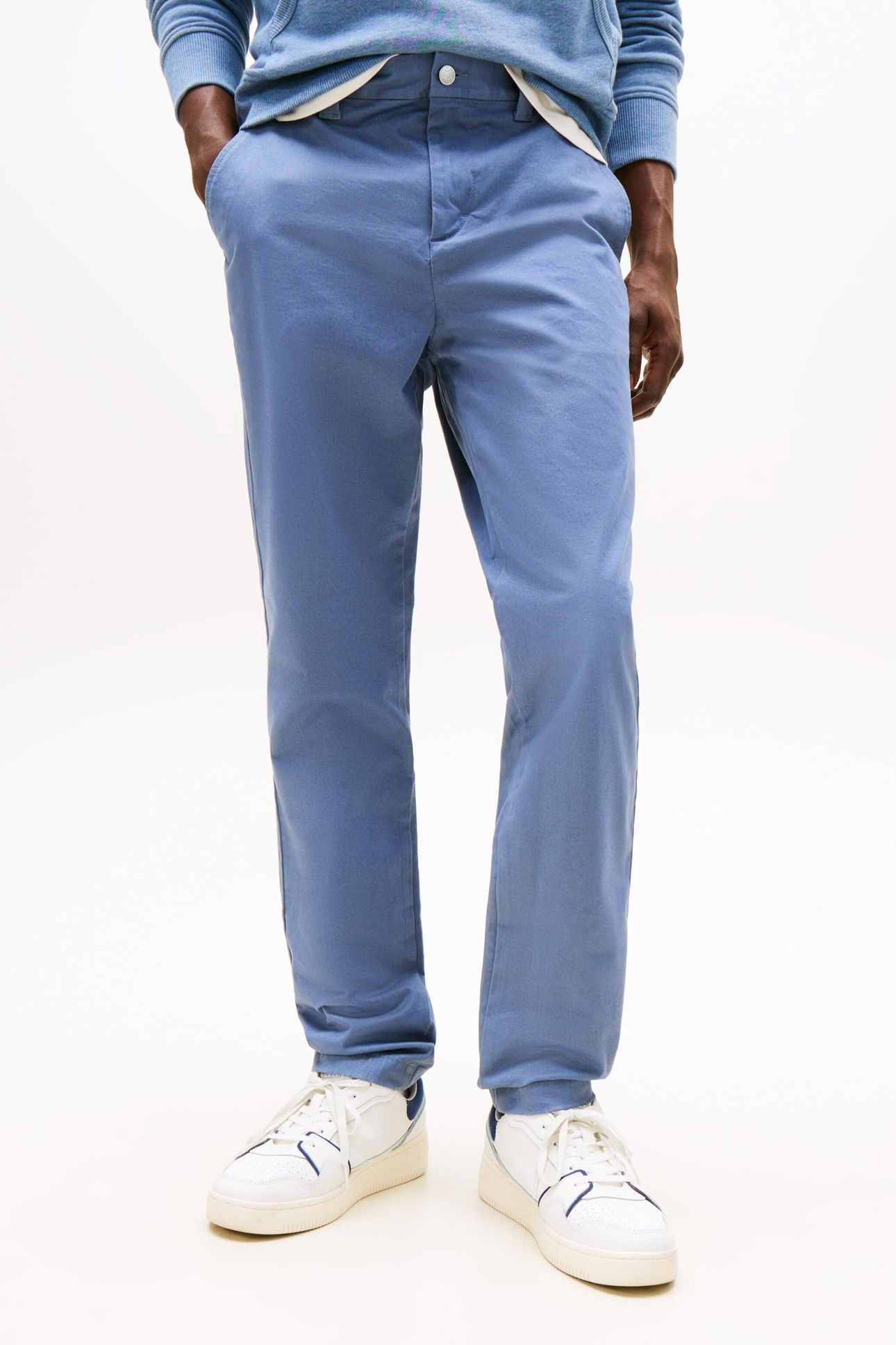 TJM AUSTIN CHINO BLUE MOMENT 1
