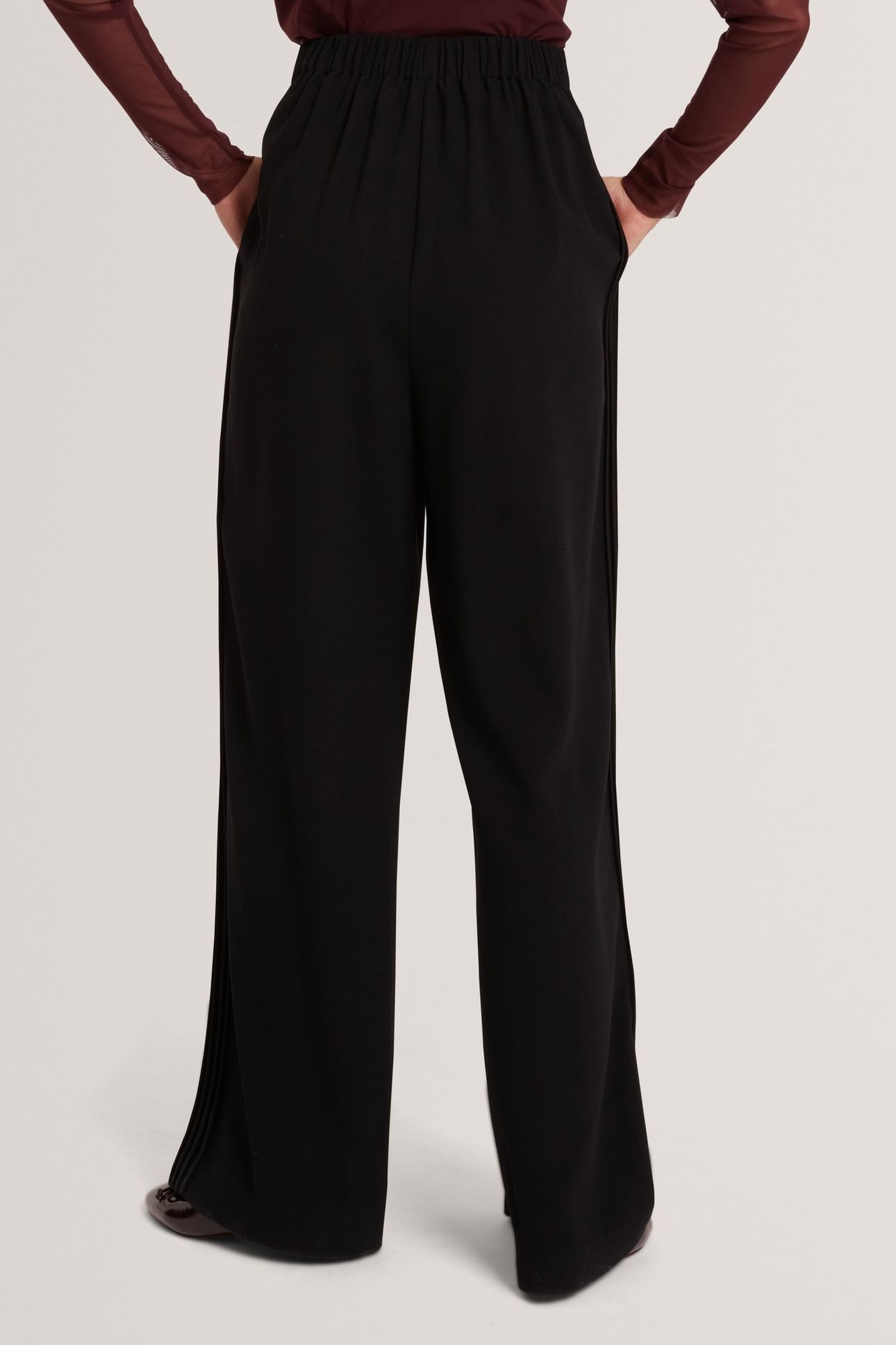 PIPING DETAIL WIDE LEG CREPE TROUSER BLACK 2