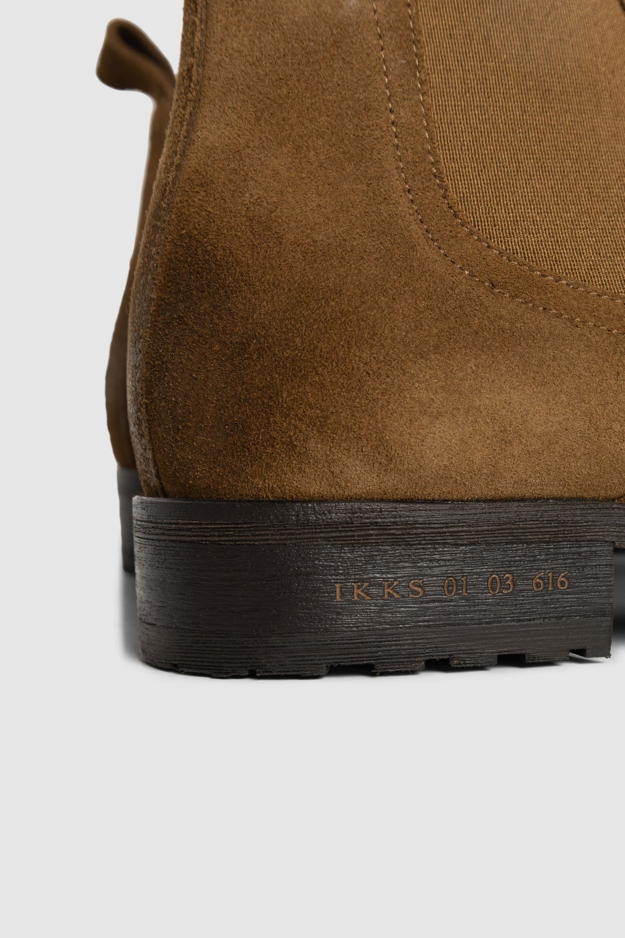 BROWN SUEDE LOW UPPER CHELSEA BOOTS 6