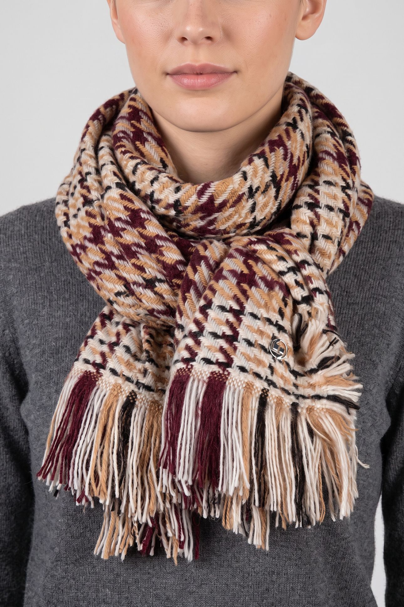COMMA SOFT ACCESSORIES WHITE 1