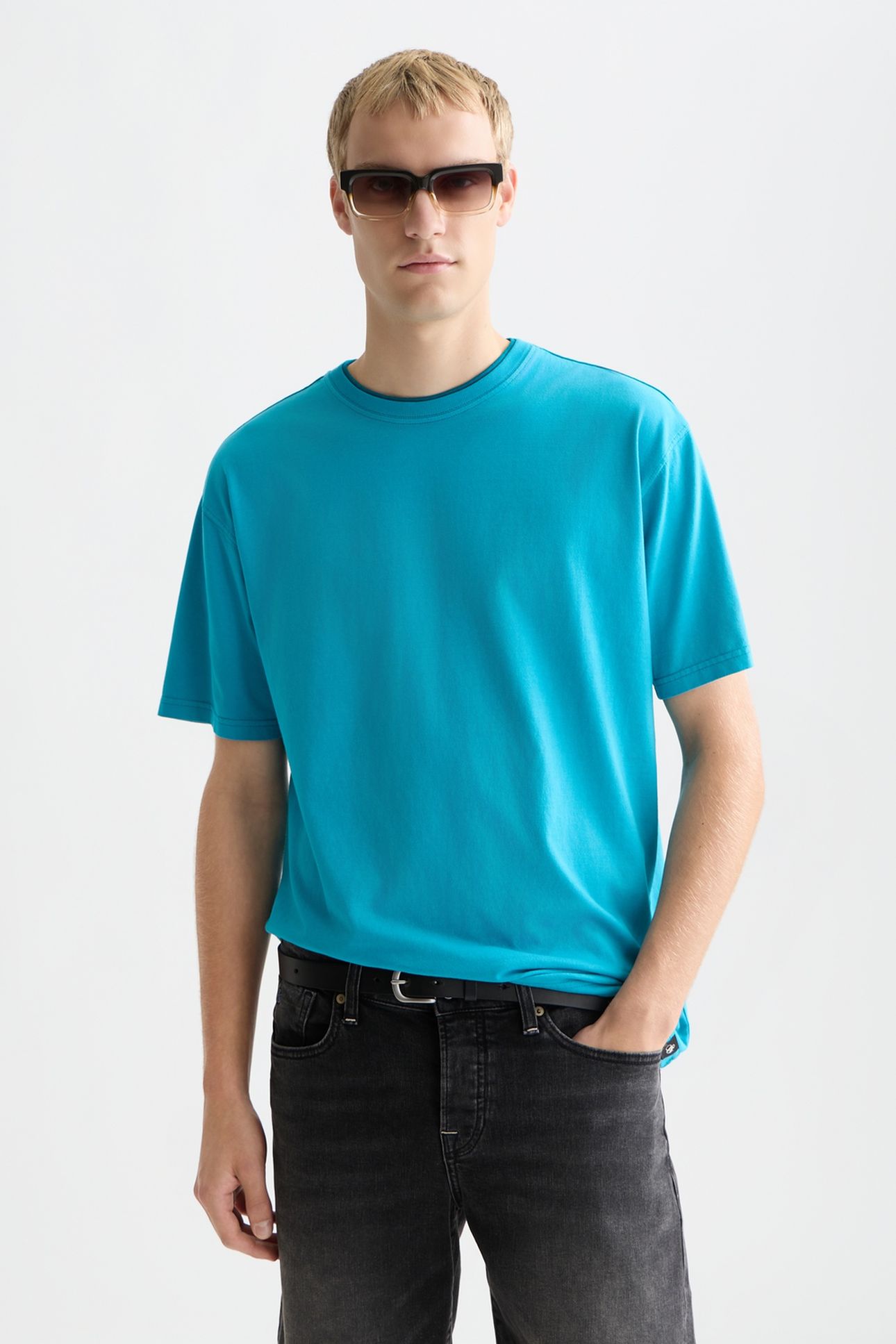3 CROSSES GARMENTDYED RELAXEDFIT TSHIRT NAVY 1