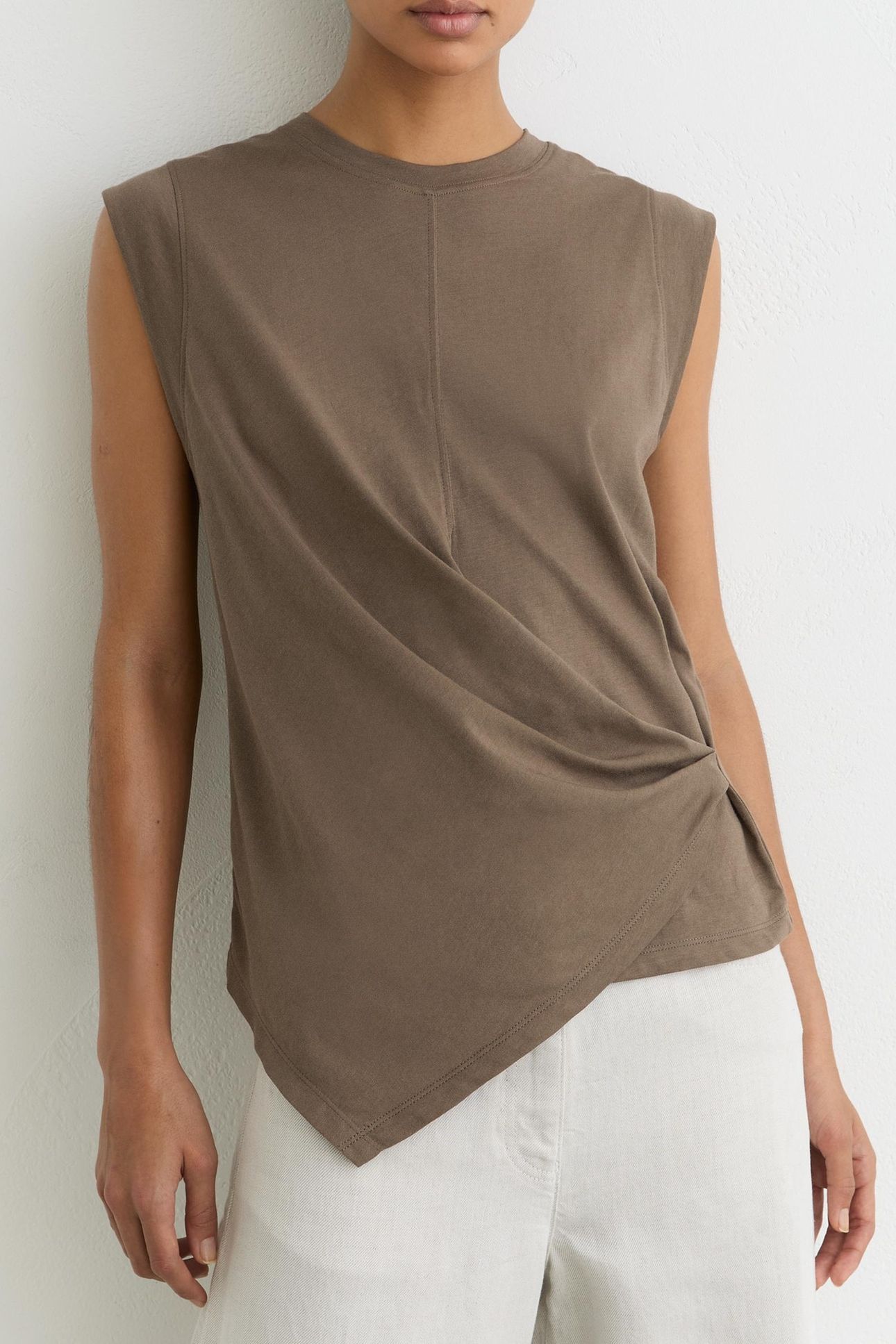 DRAPE CREW NECK T-SHIRT KHAKI GREEN 1