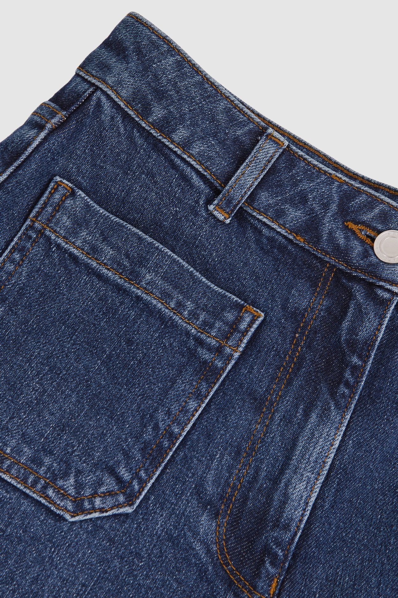 STRAIGHT PATCH POCKET JEAN MID BLUE 4