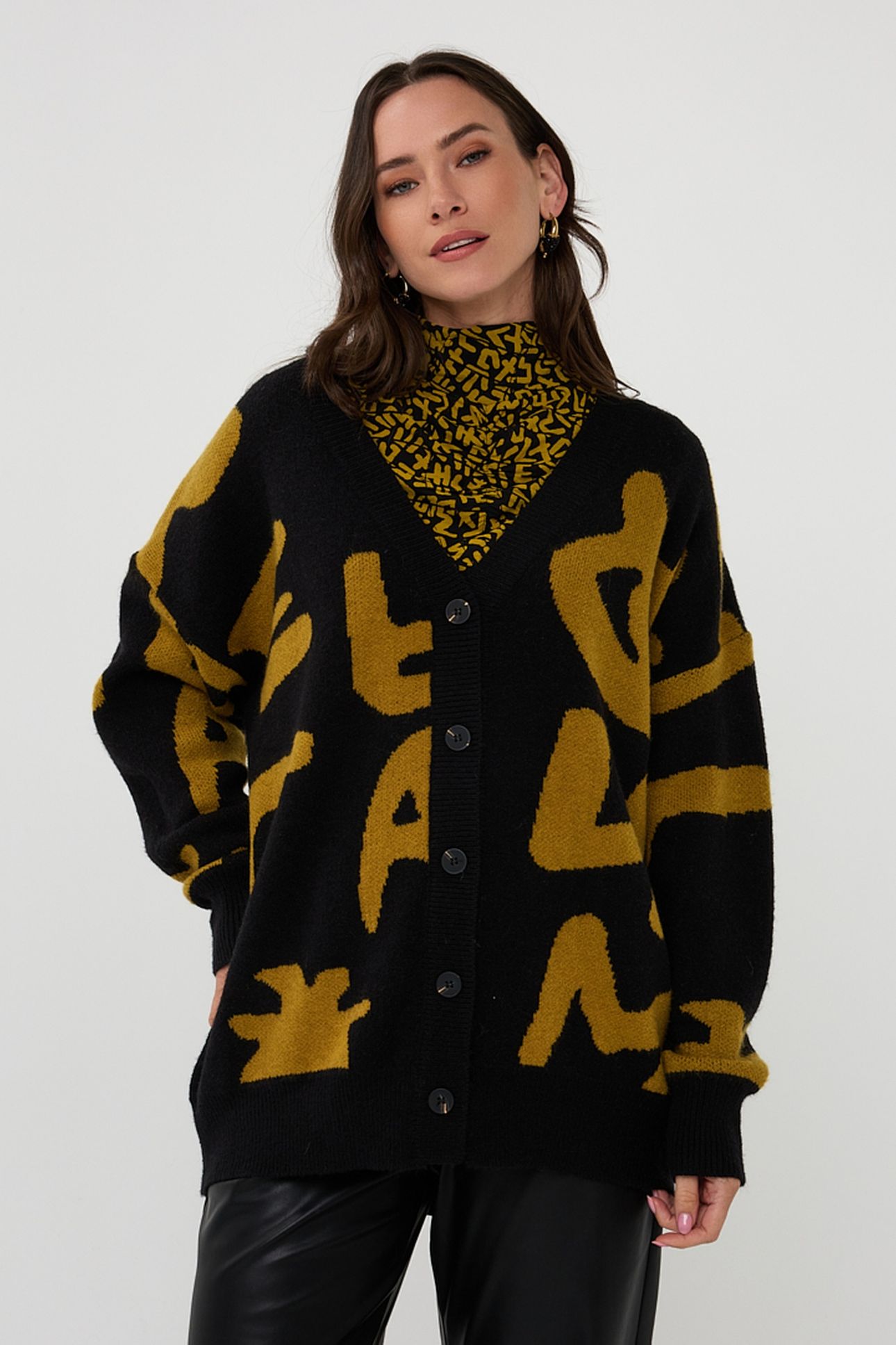 CARDIGAN INTARSIA LETTERS BLACK / GOLDEN OLIVE 2