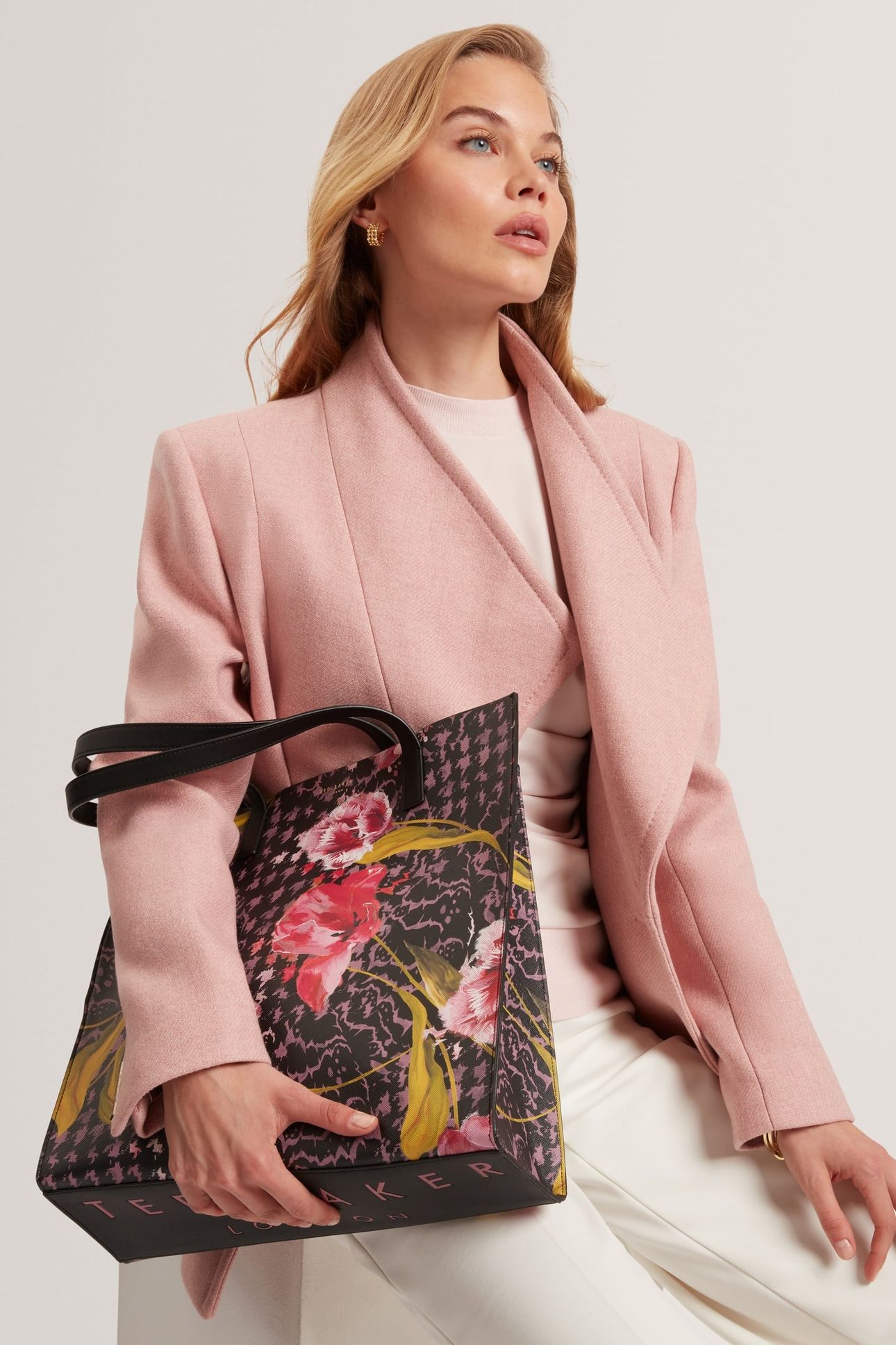 FLORAL PRINTED LARGE ICON BAG BLACK 3